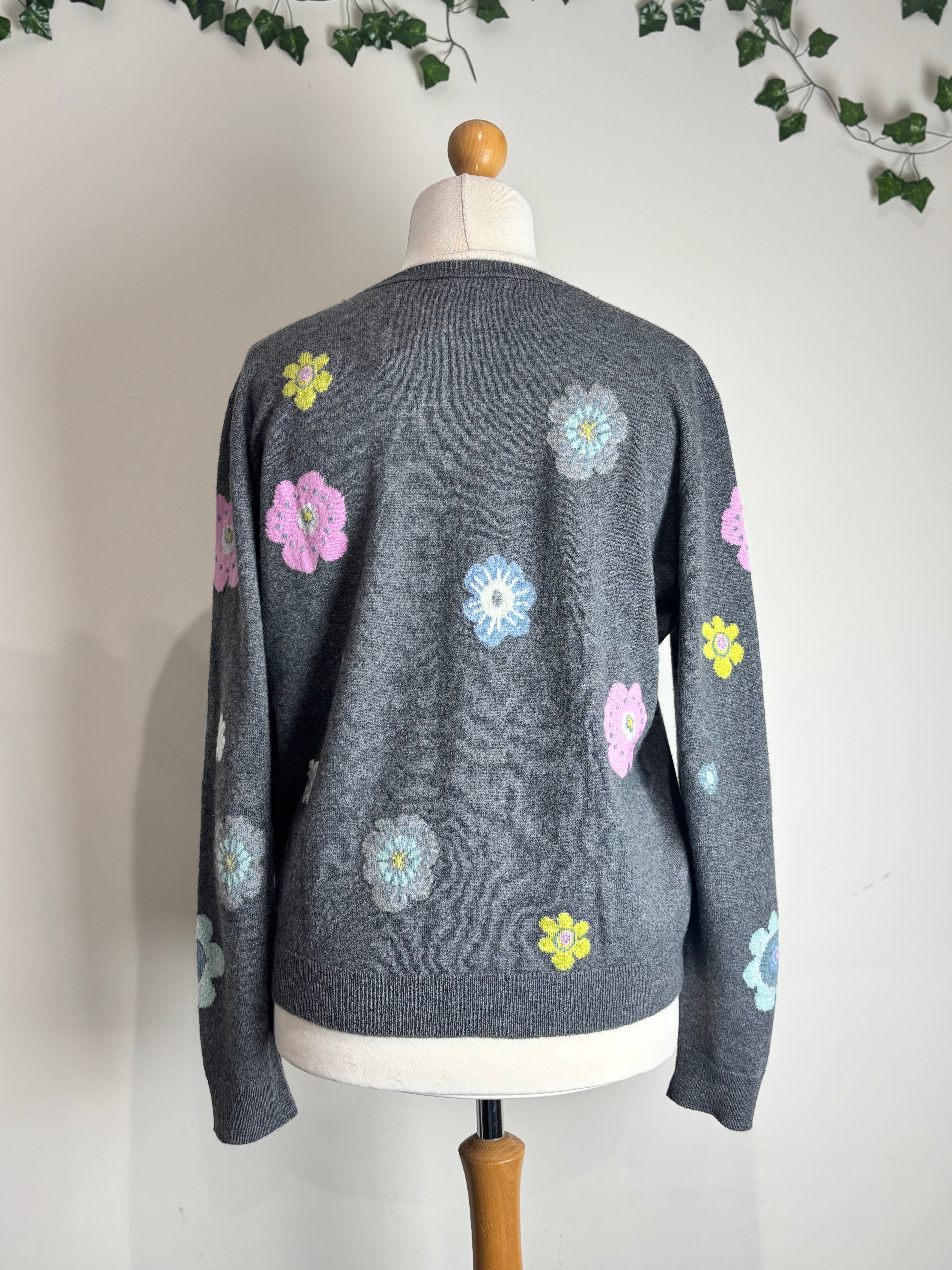 Queene & Belle Grey Flower Power Cashmere Jumper