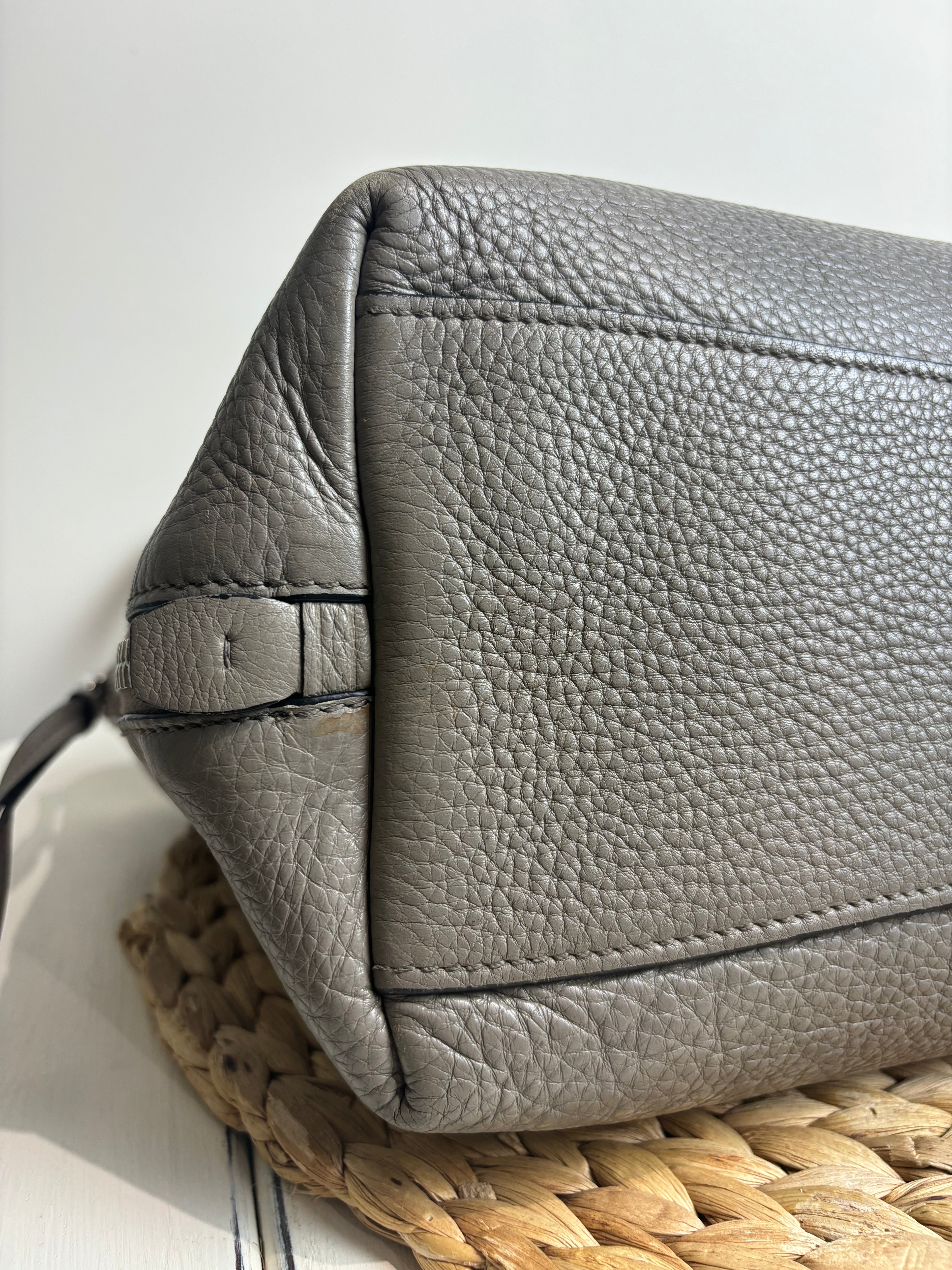 Prada Vitello Daino Zip Tote
