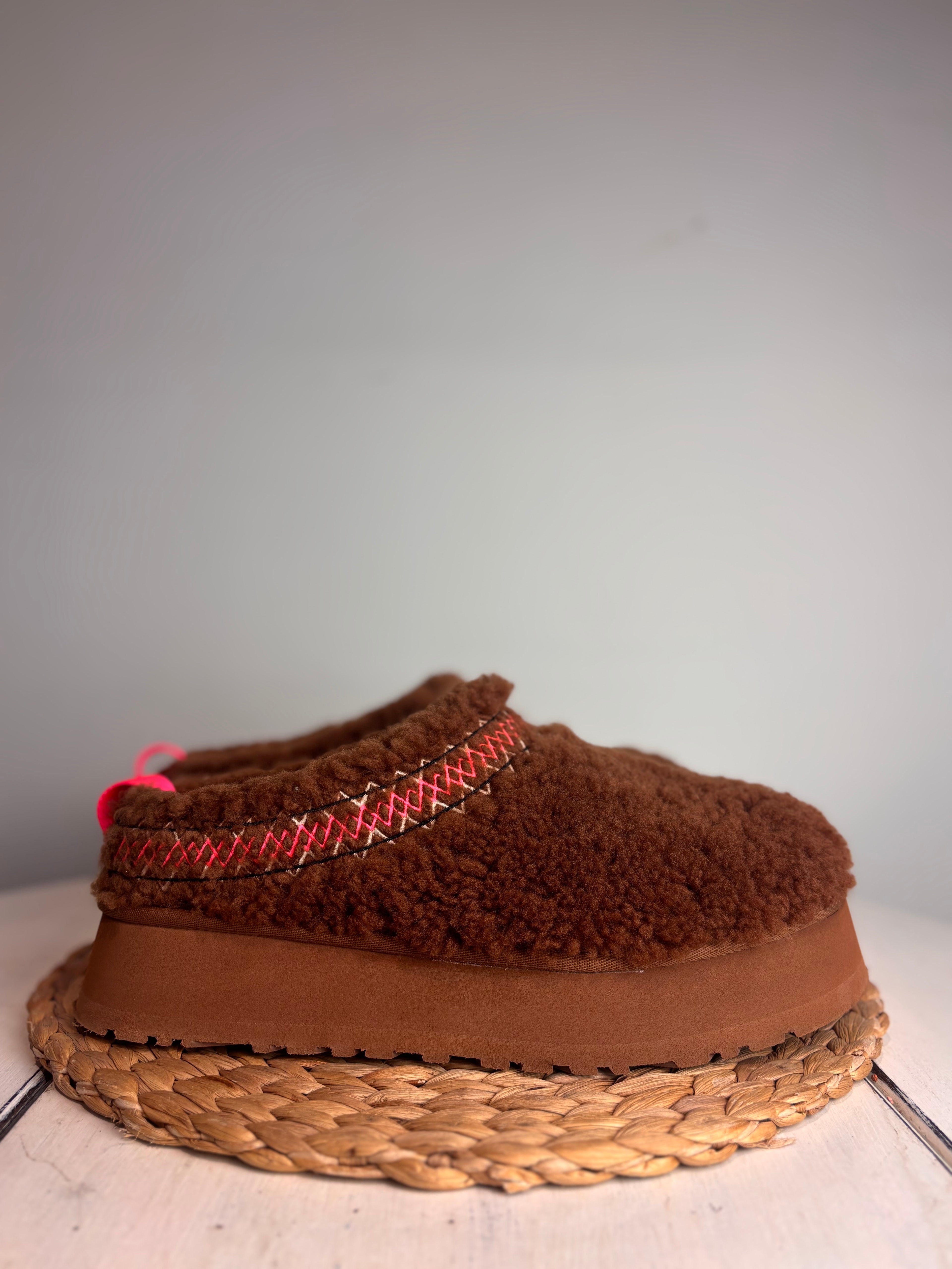 UGG Tazz Heritage Braid Slippers