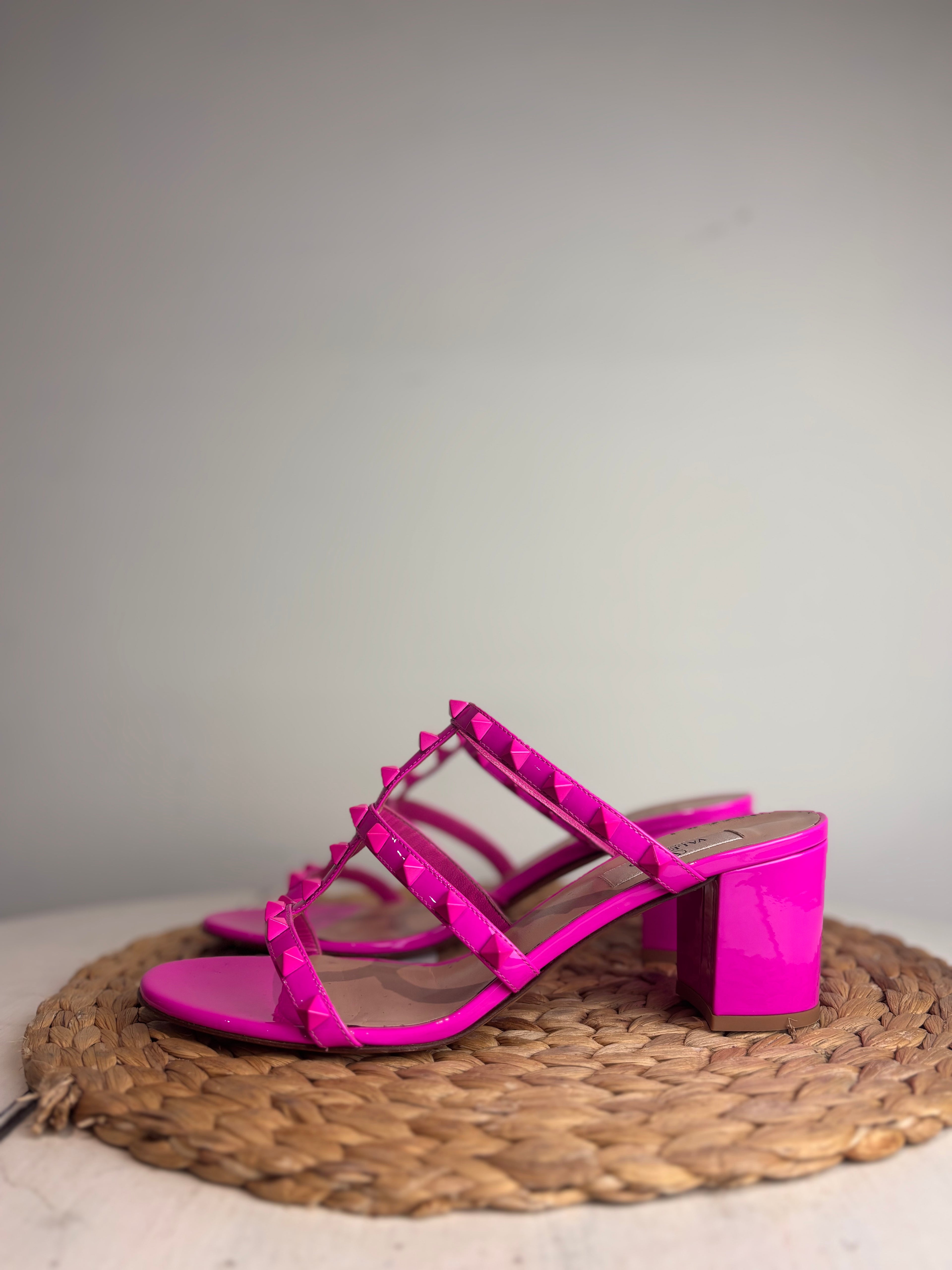 Valentino Garavani Rockstud 60 Patent Leather Mules