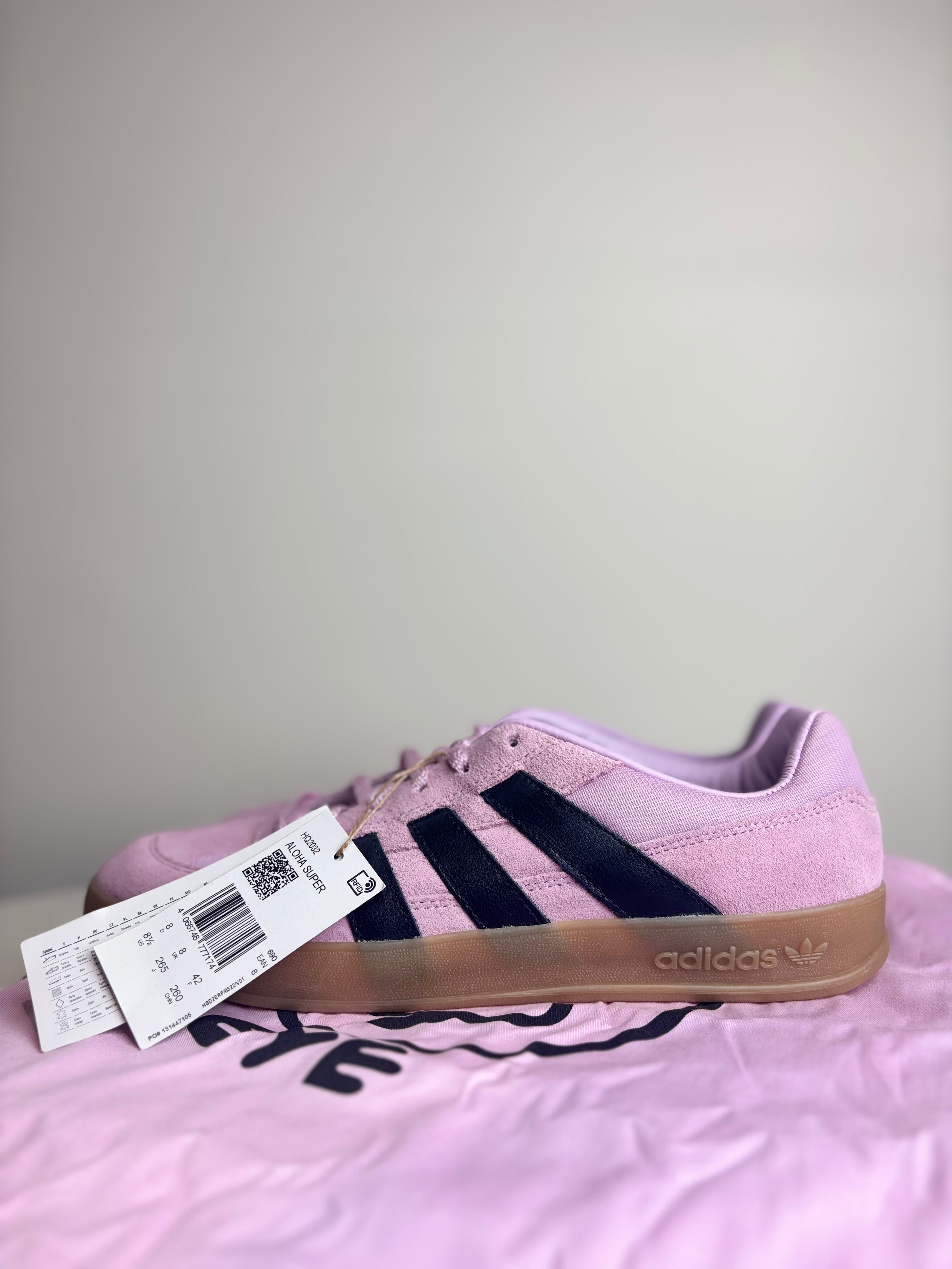 Adidas Gonz Aloha 'One Black Eye' Trainers