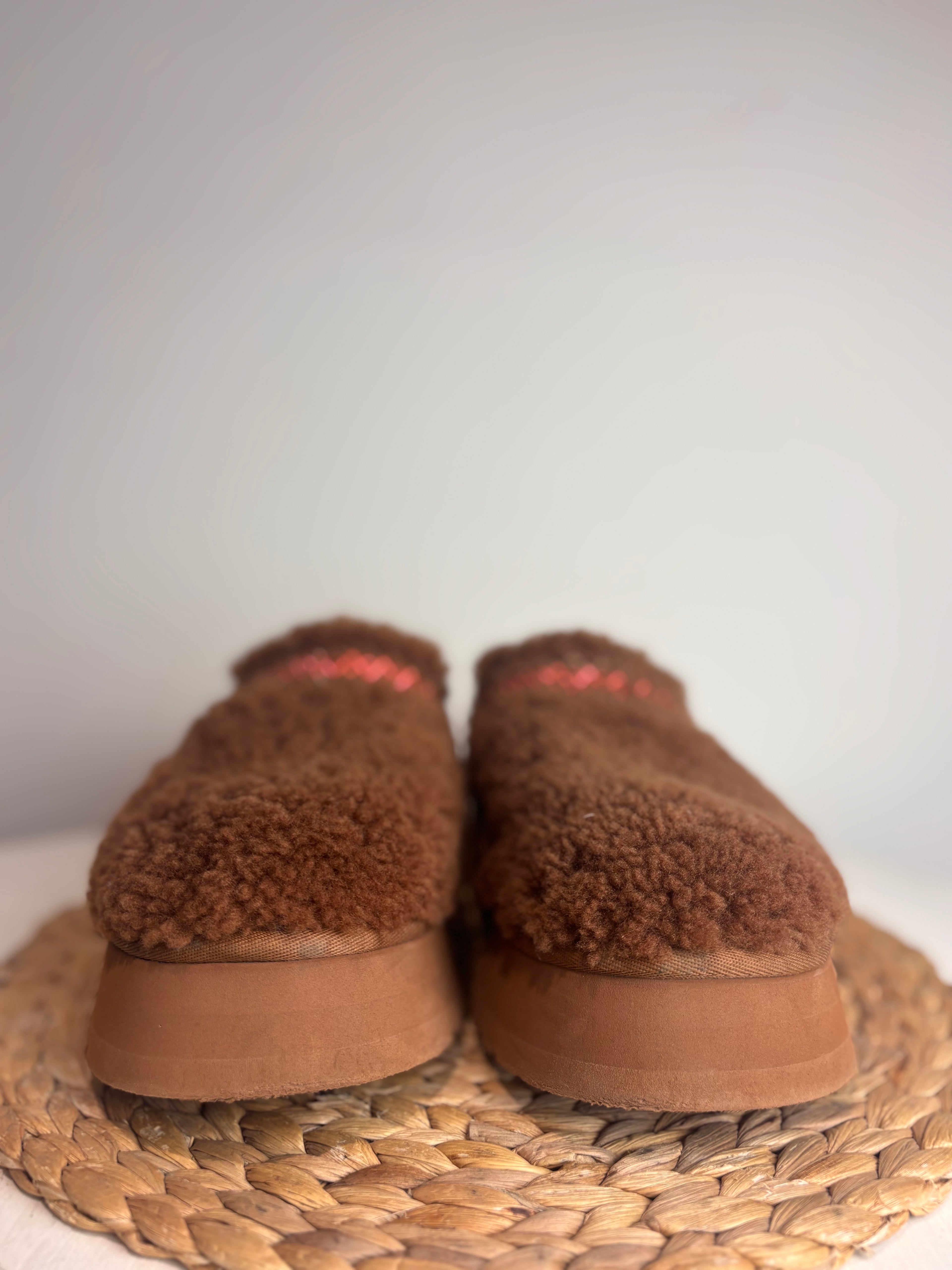 UGG Tazz Heritage Braid Slippers