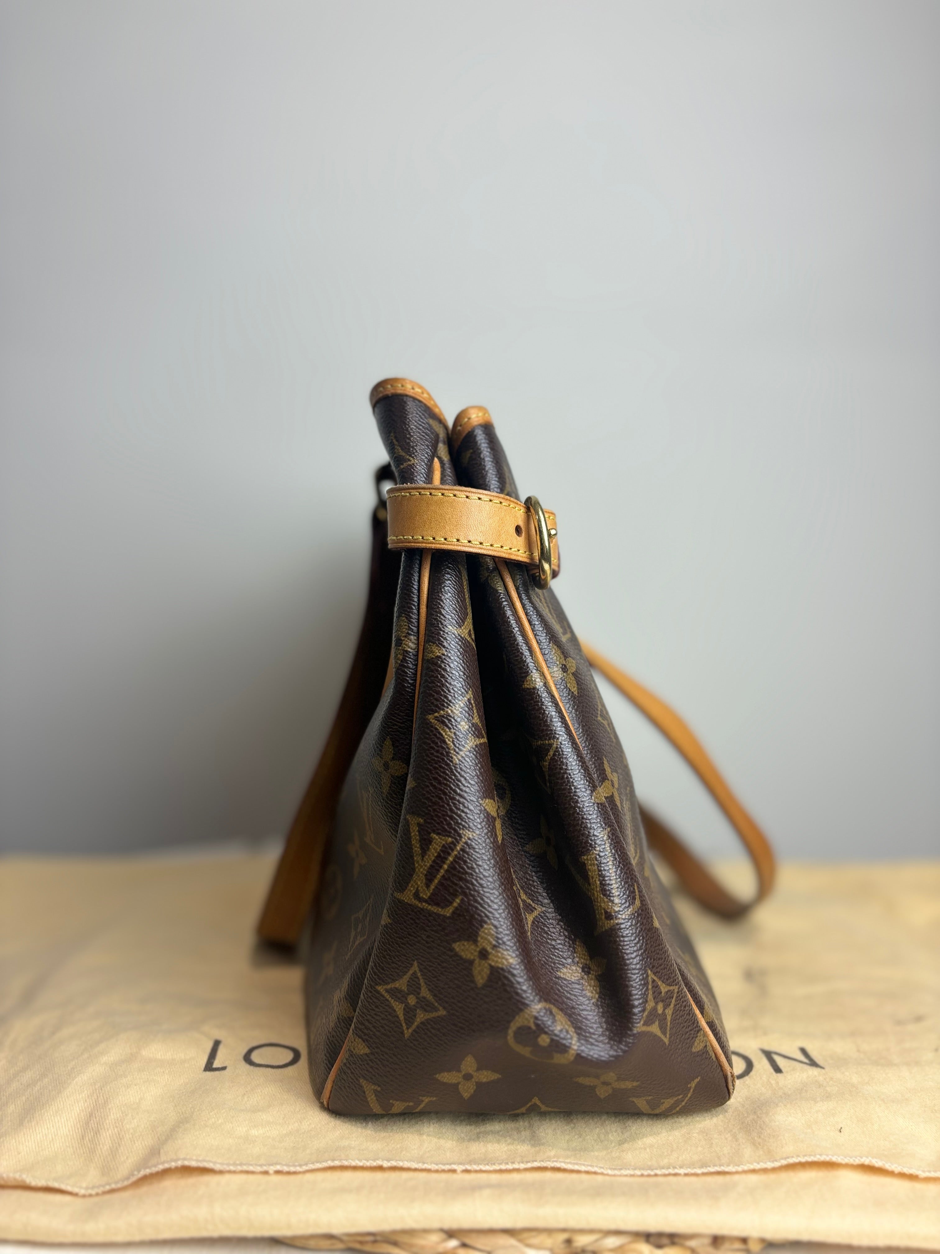 Louis Vuitton Batignolles Horizontal Tote