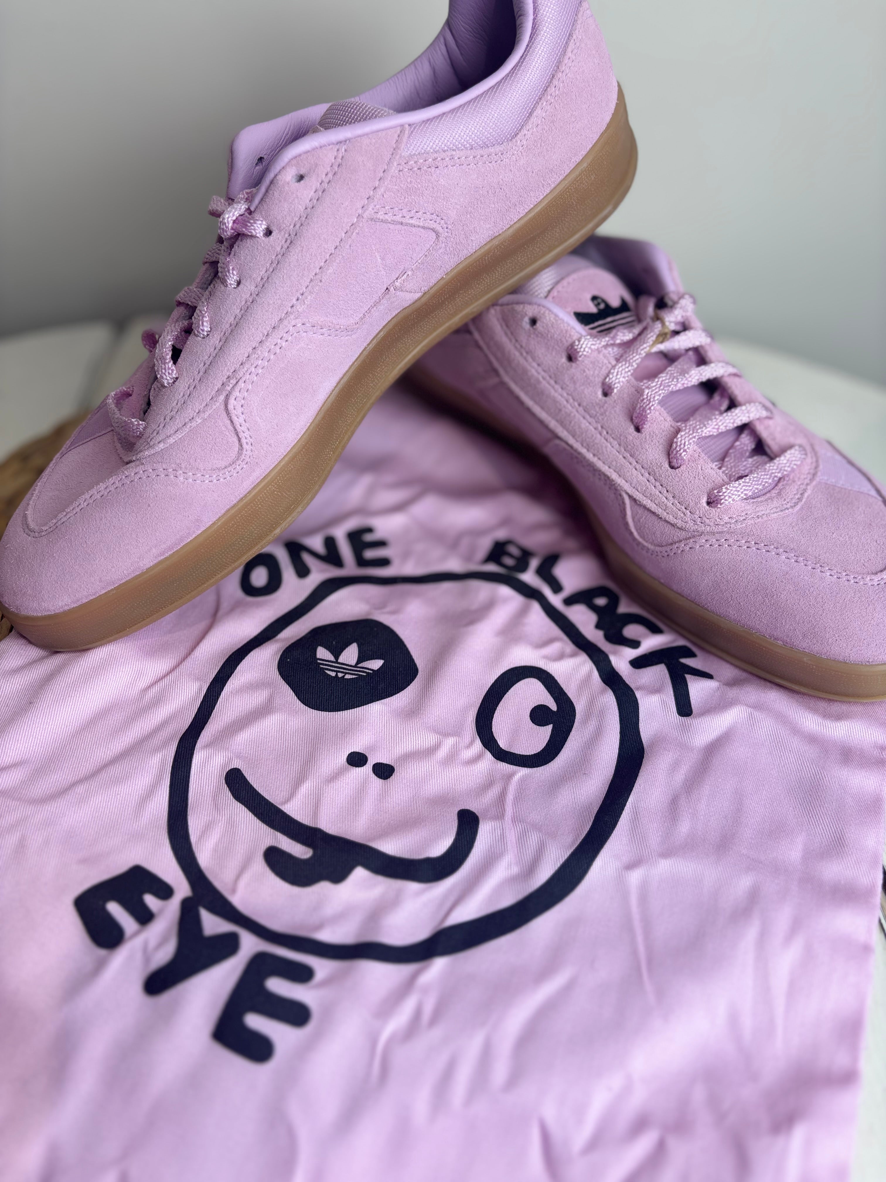 Adidas Gonz Aloha 'One Black Eye' Trainers