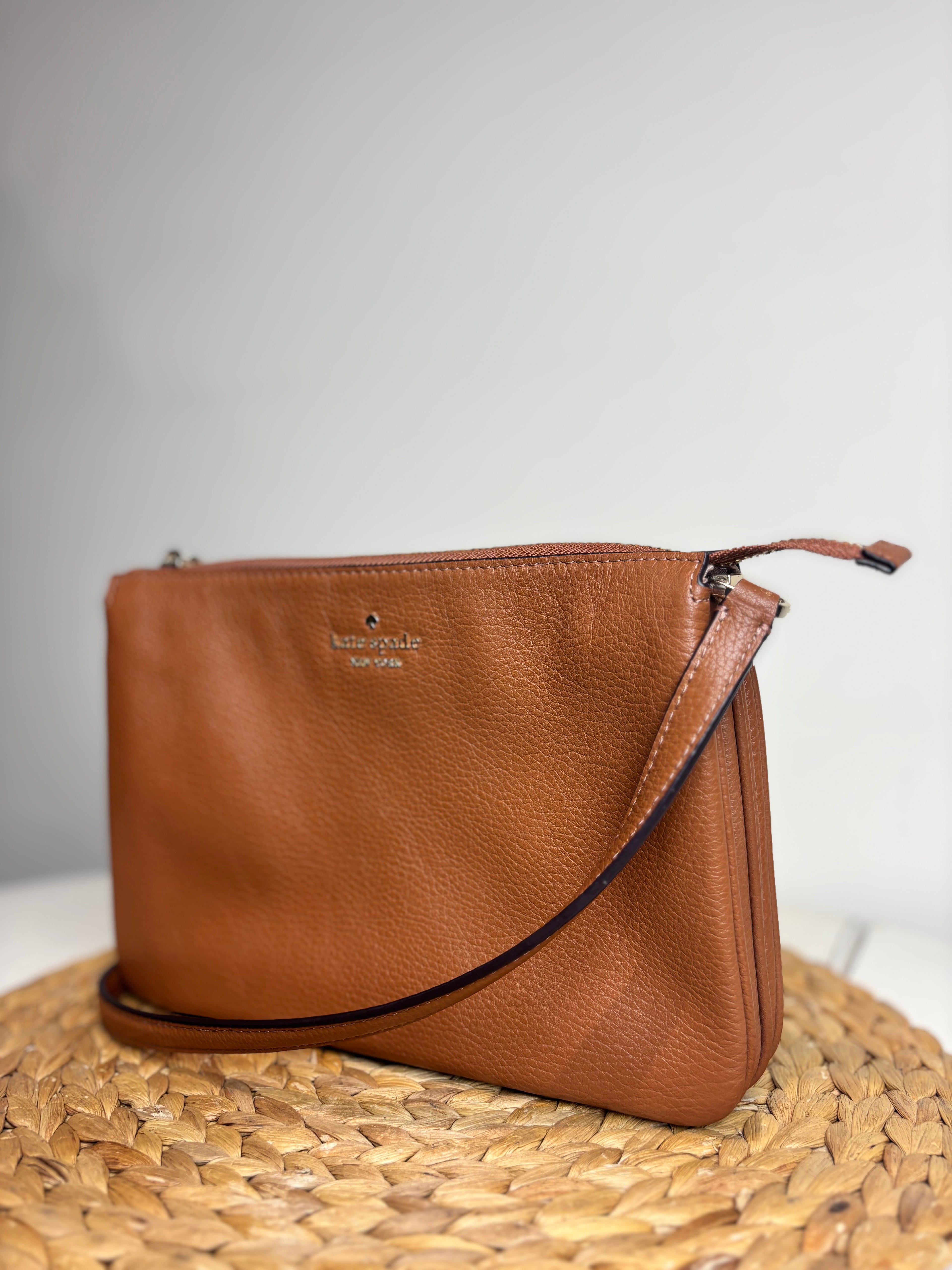 Kate Spade New York Leila Triple Gusset Crossbody