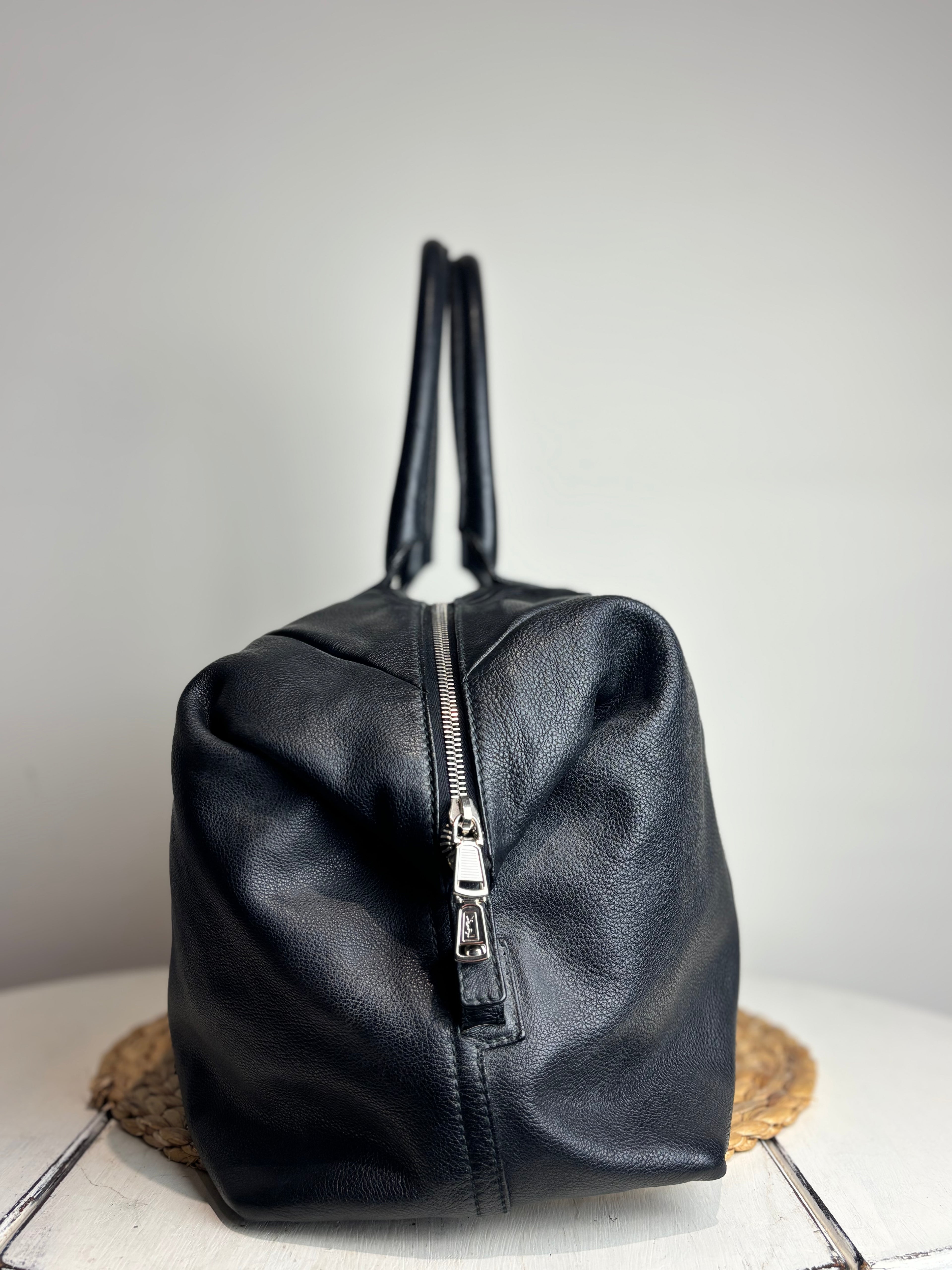 Yves Saint Laurent Easy Bag