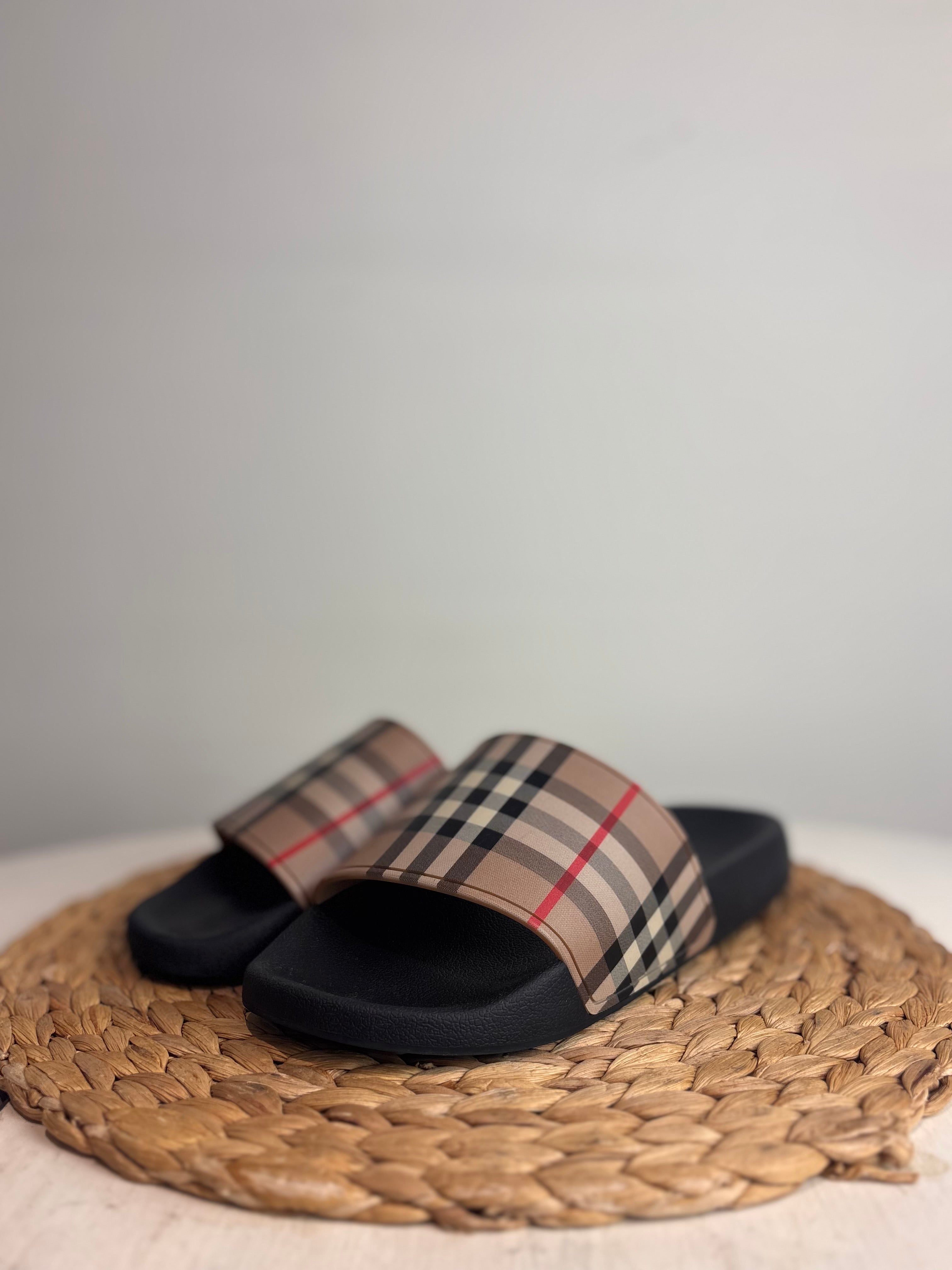 Burberry Vintage Check Furley Sliders