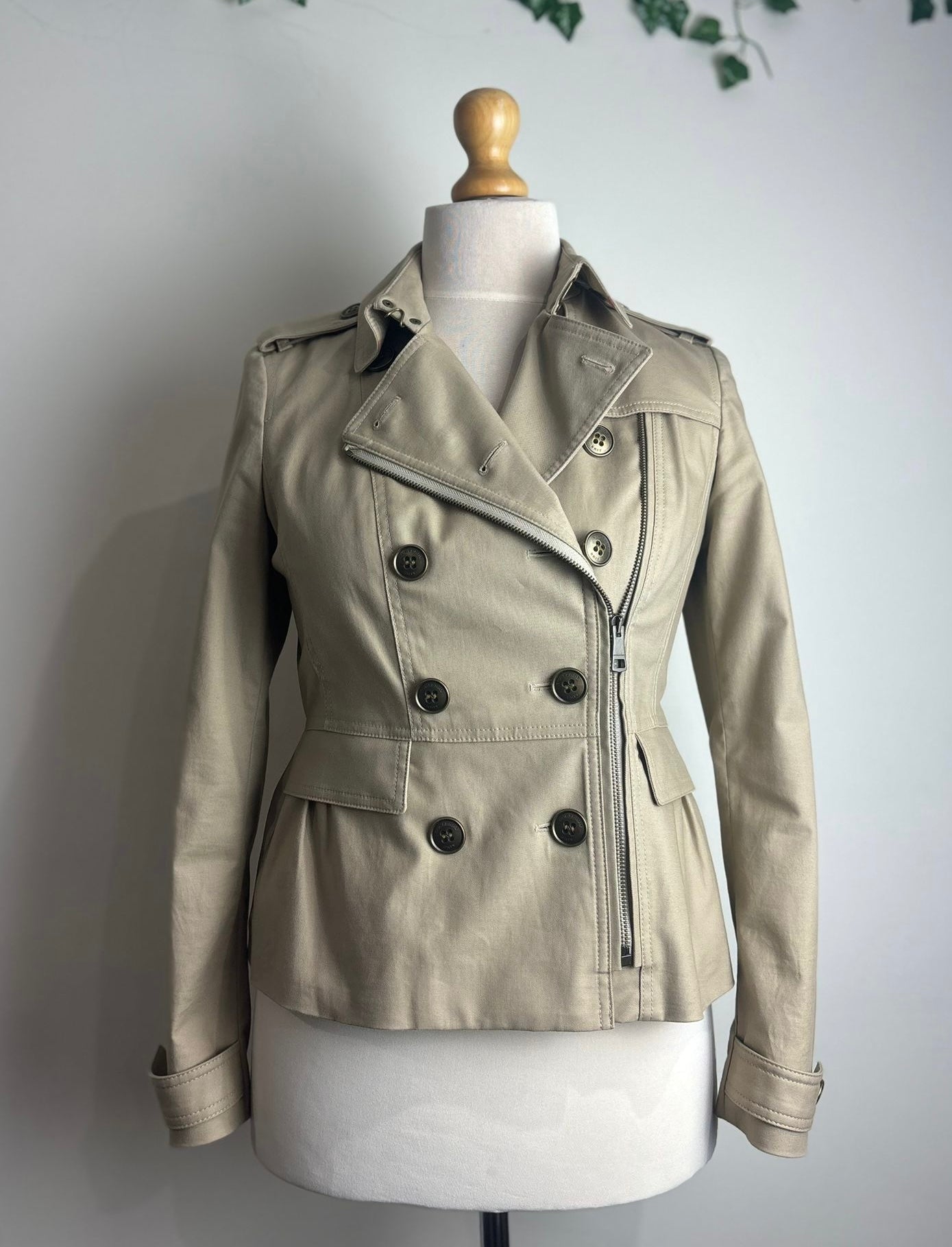 Burberry Brookleigh Trench