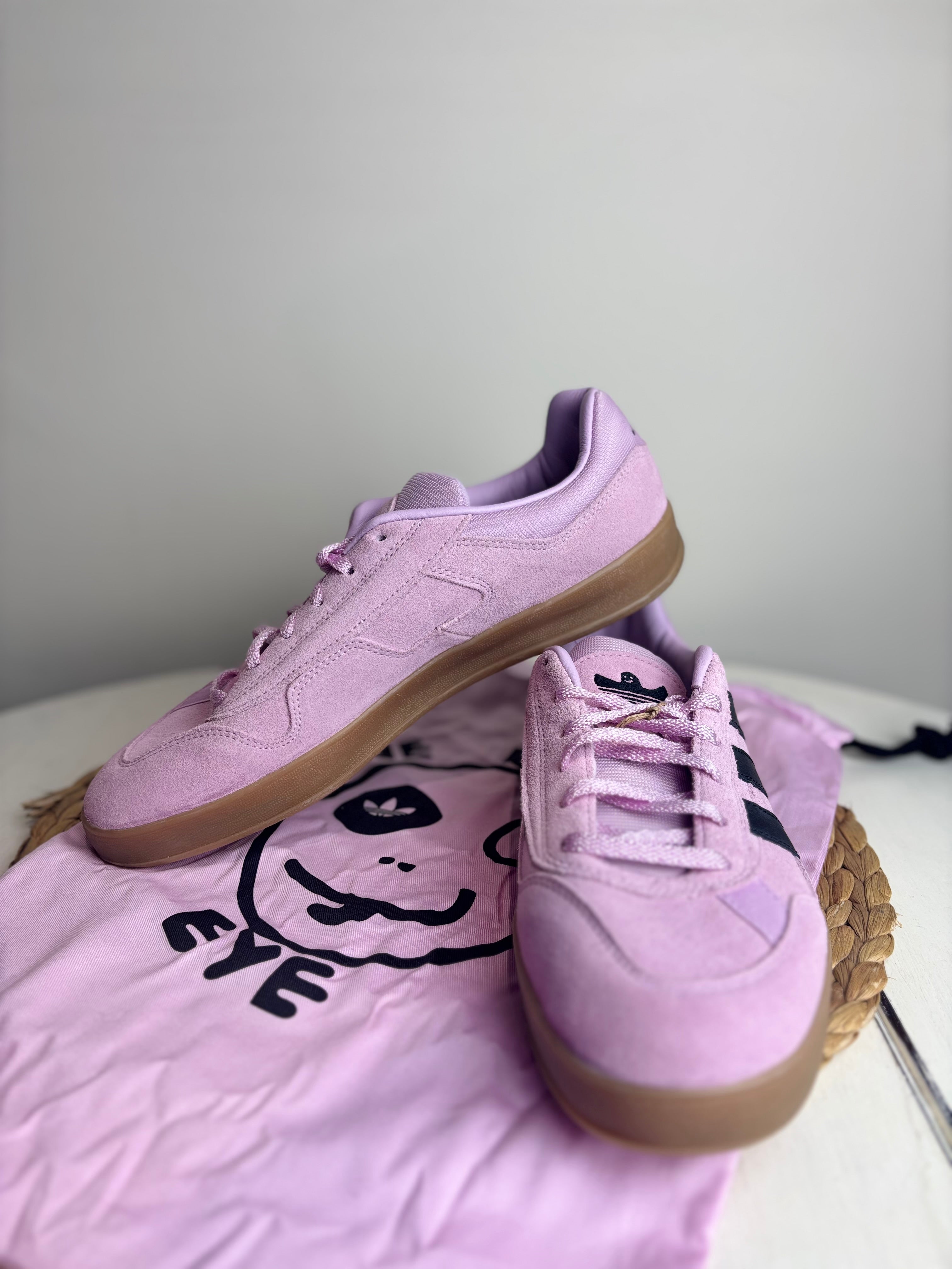 Adidas Gonz Aloha 'One Black Eye' Trainers