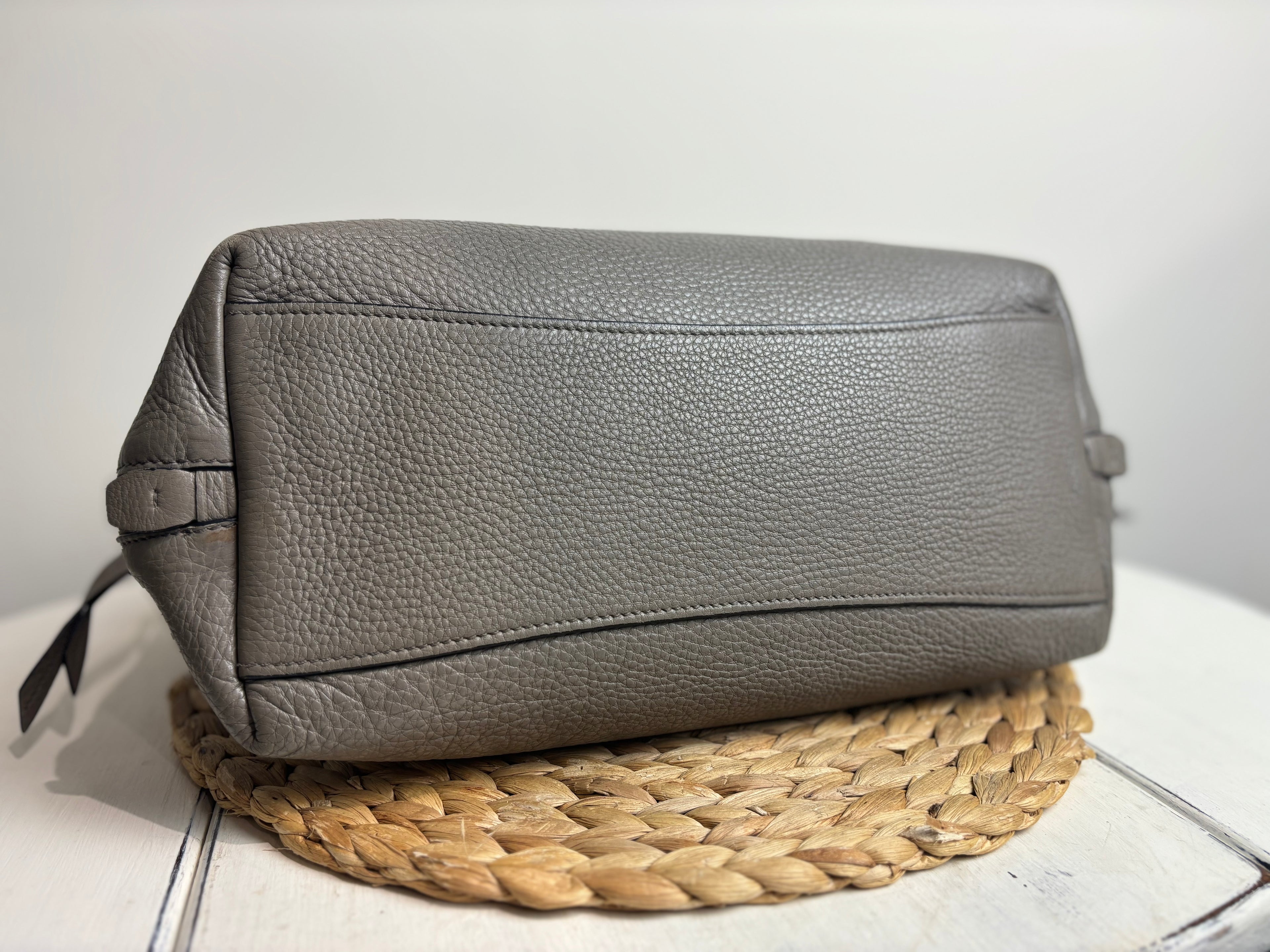 Prada Vitello Daino Zip Tote