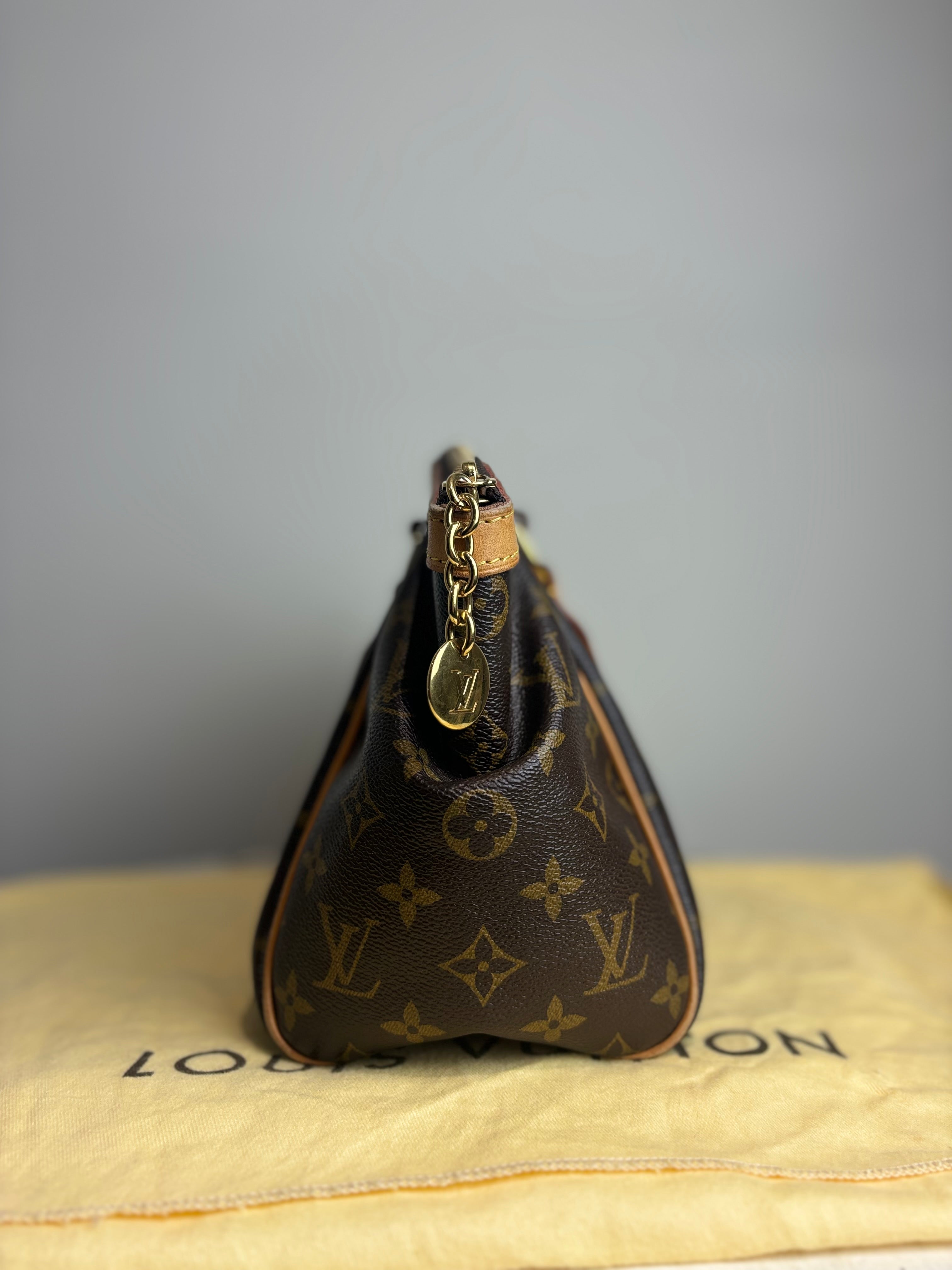 Louis Vuitton Tivoli PM
