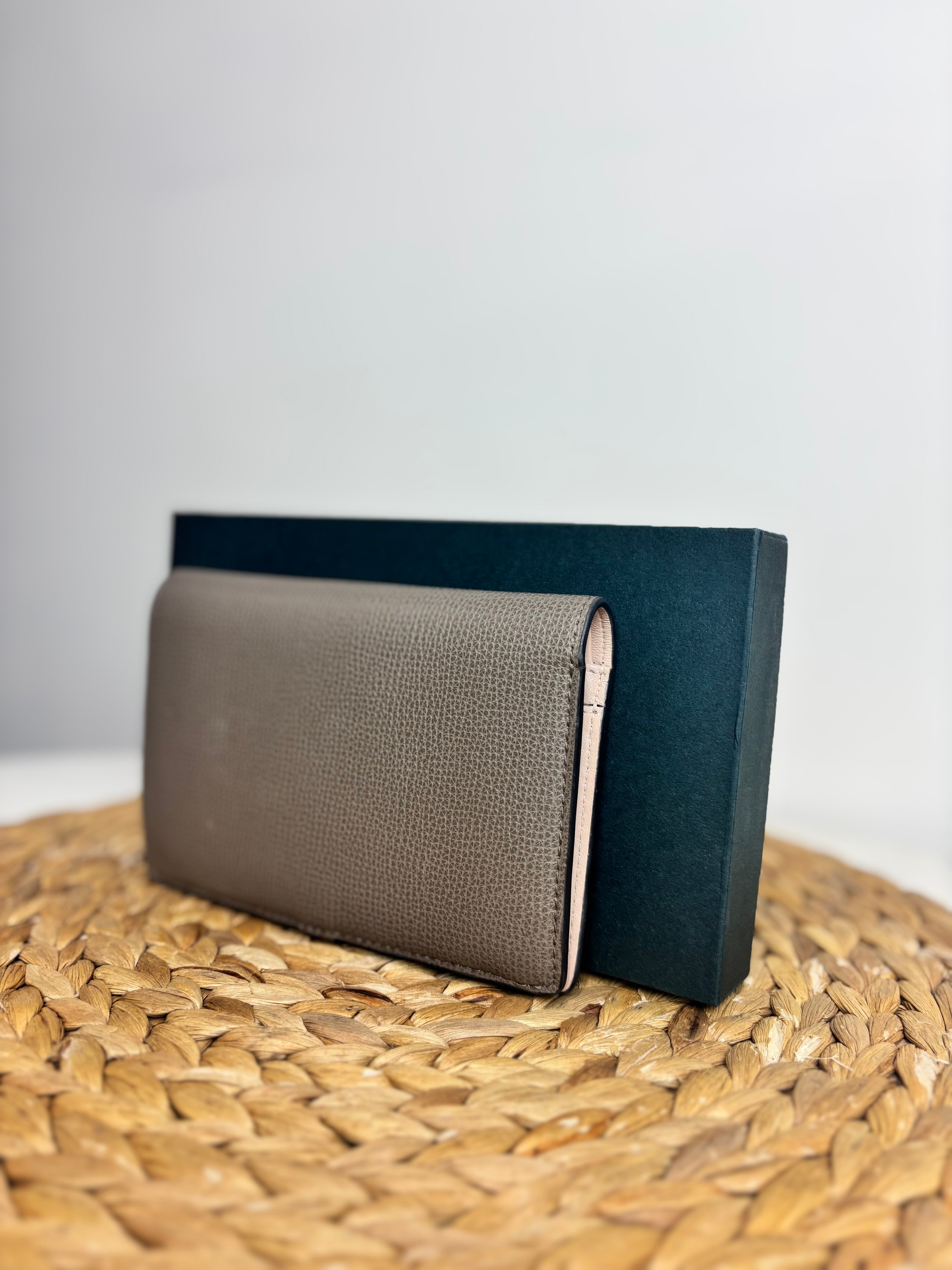 Mulberry Tree Crossgrain Leather Purse in Clay