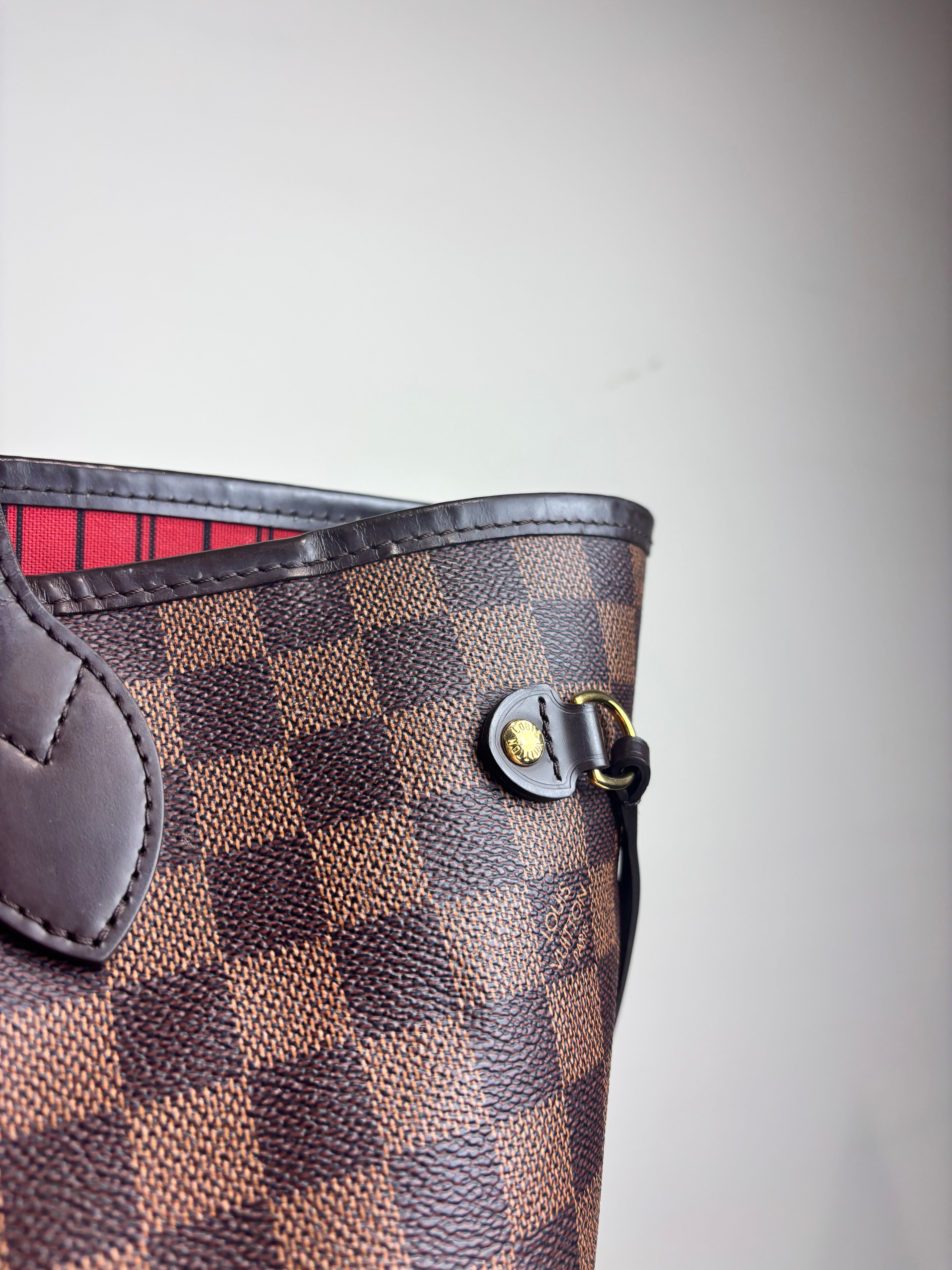 Louis Vuitton Neverfull MM Tote
