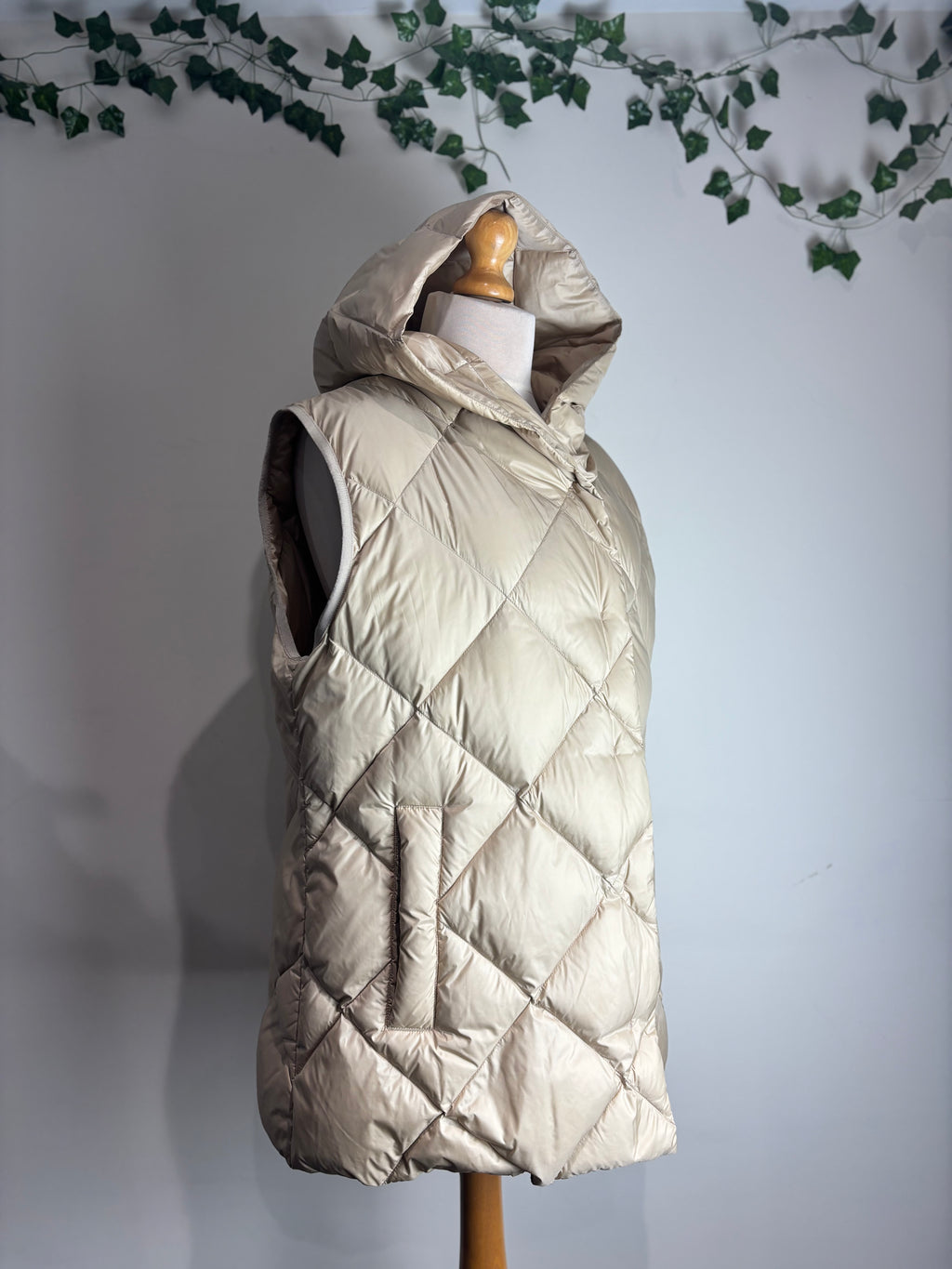 Weekend Max Mara Down Gilet