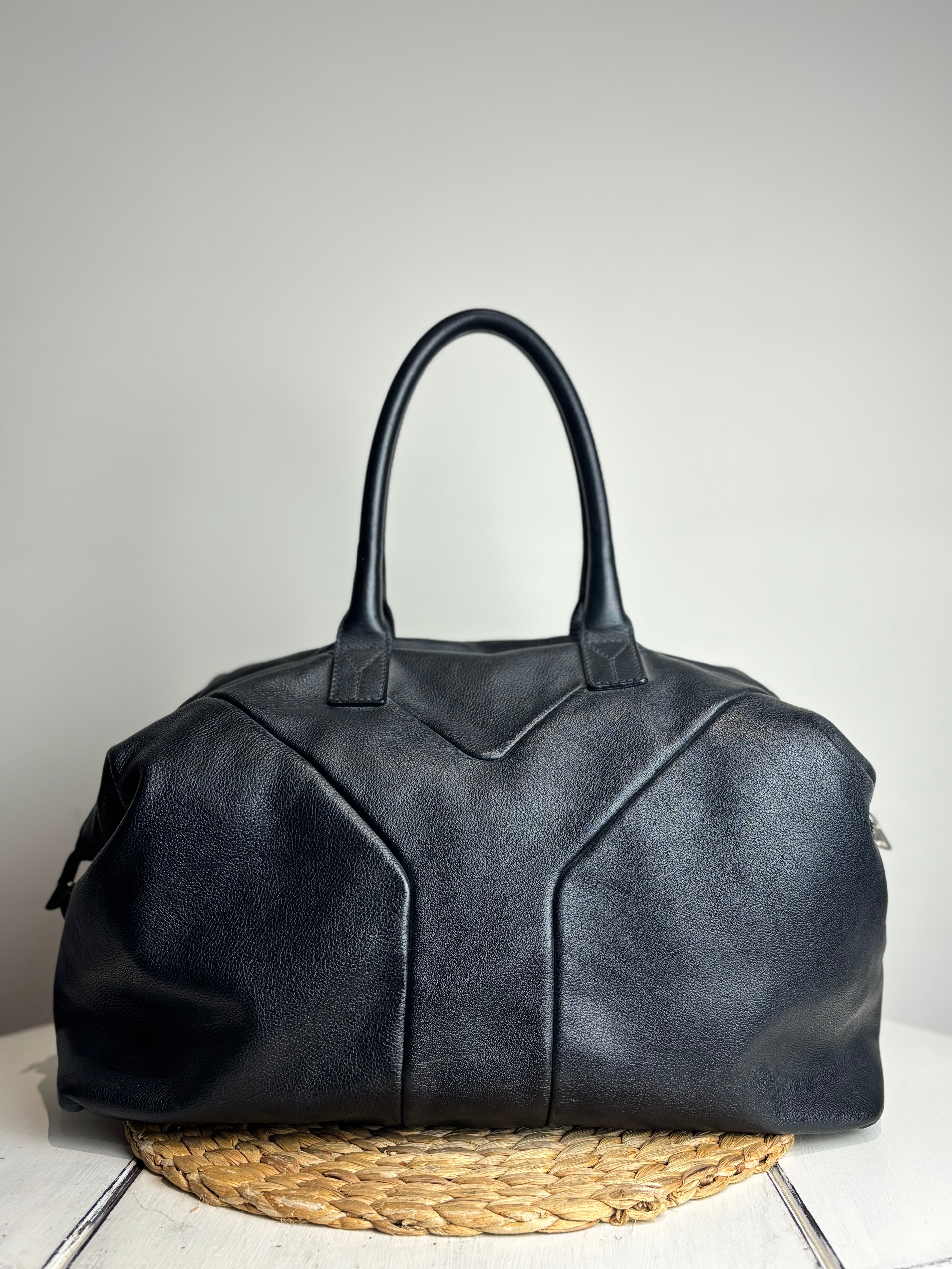 Yves Saint Laurent Easy Bag