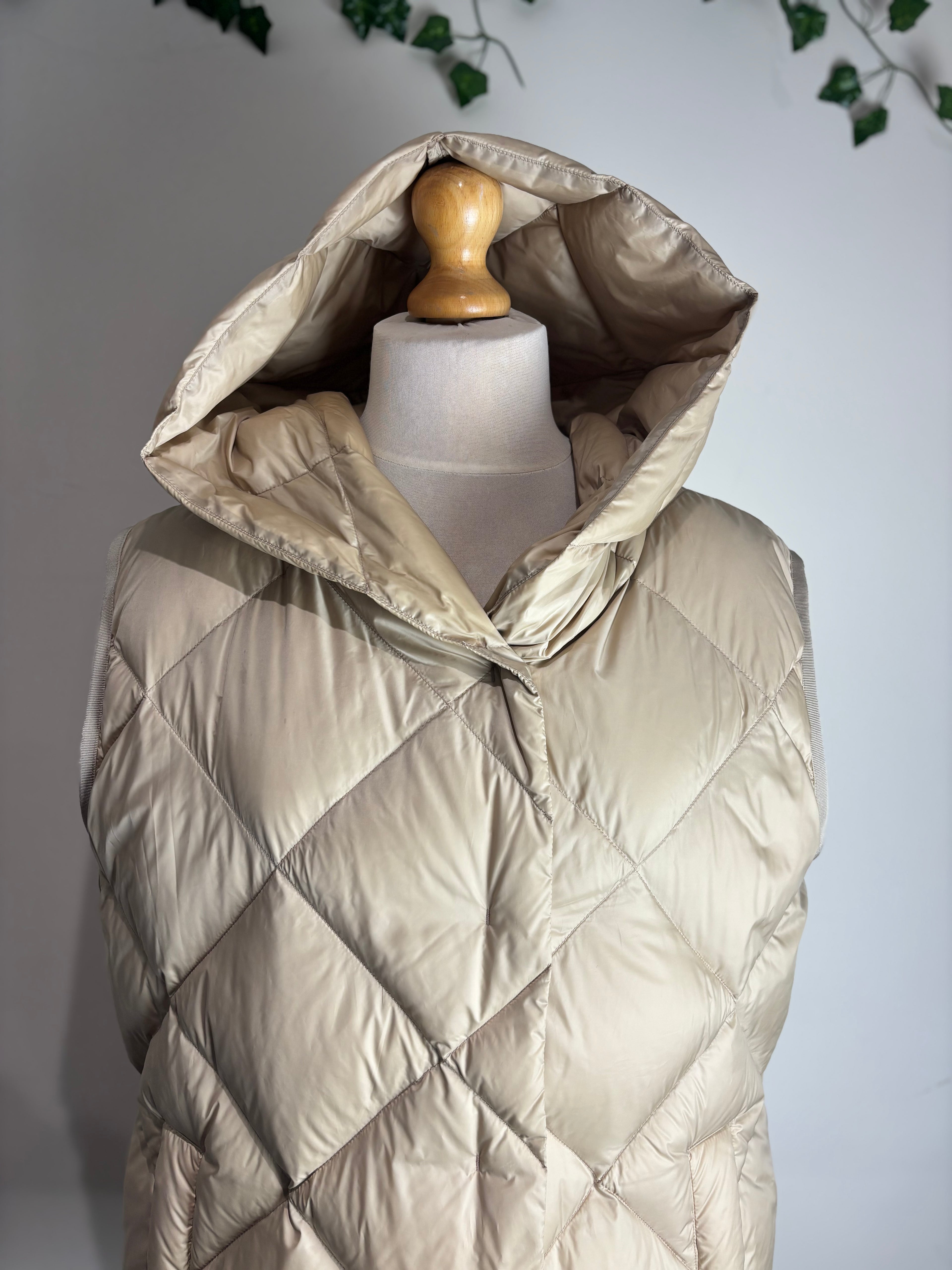 Weekend Max Mara Down Gilet