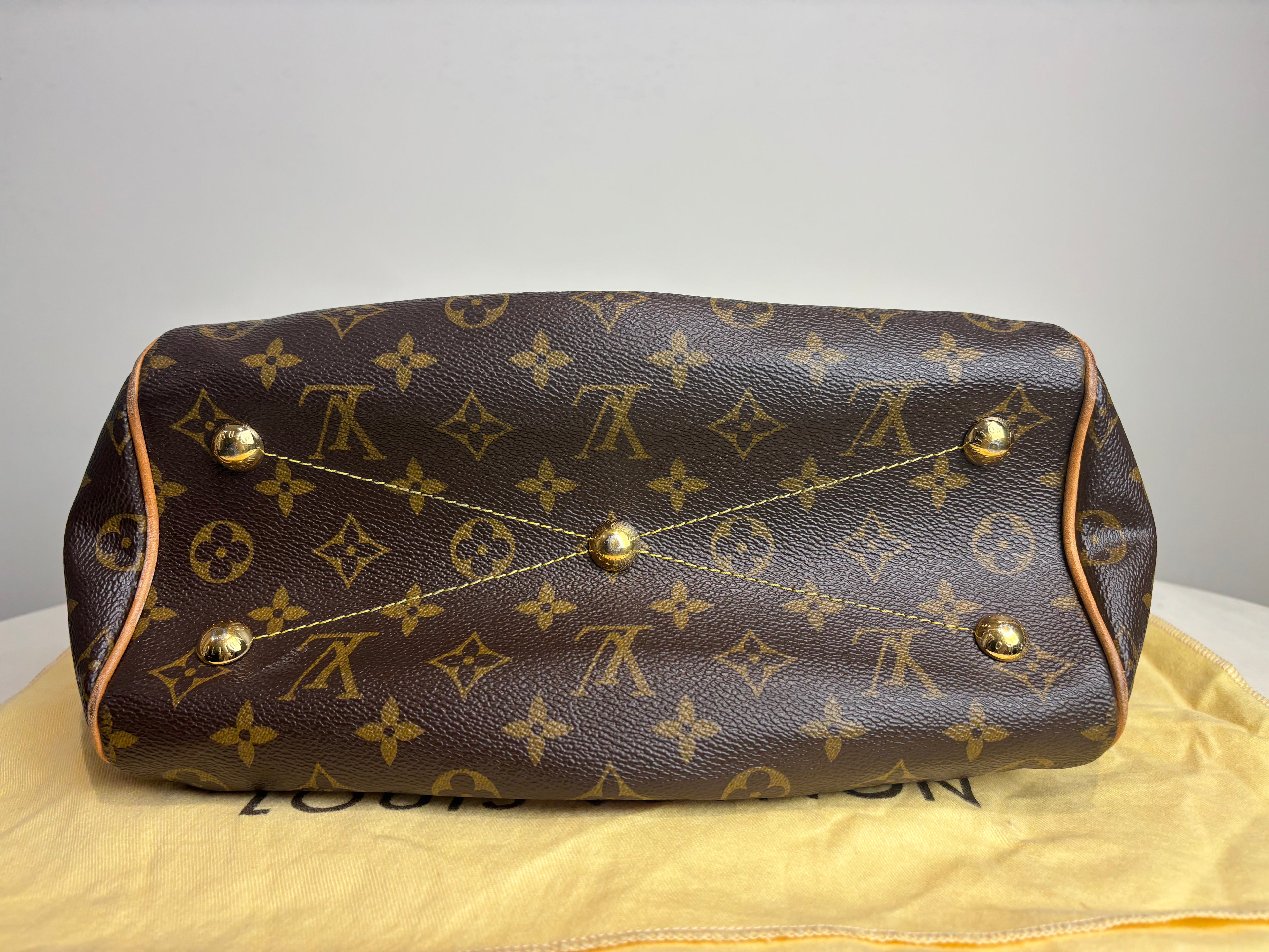 Louis Vuitton Tivoli PM