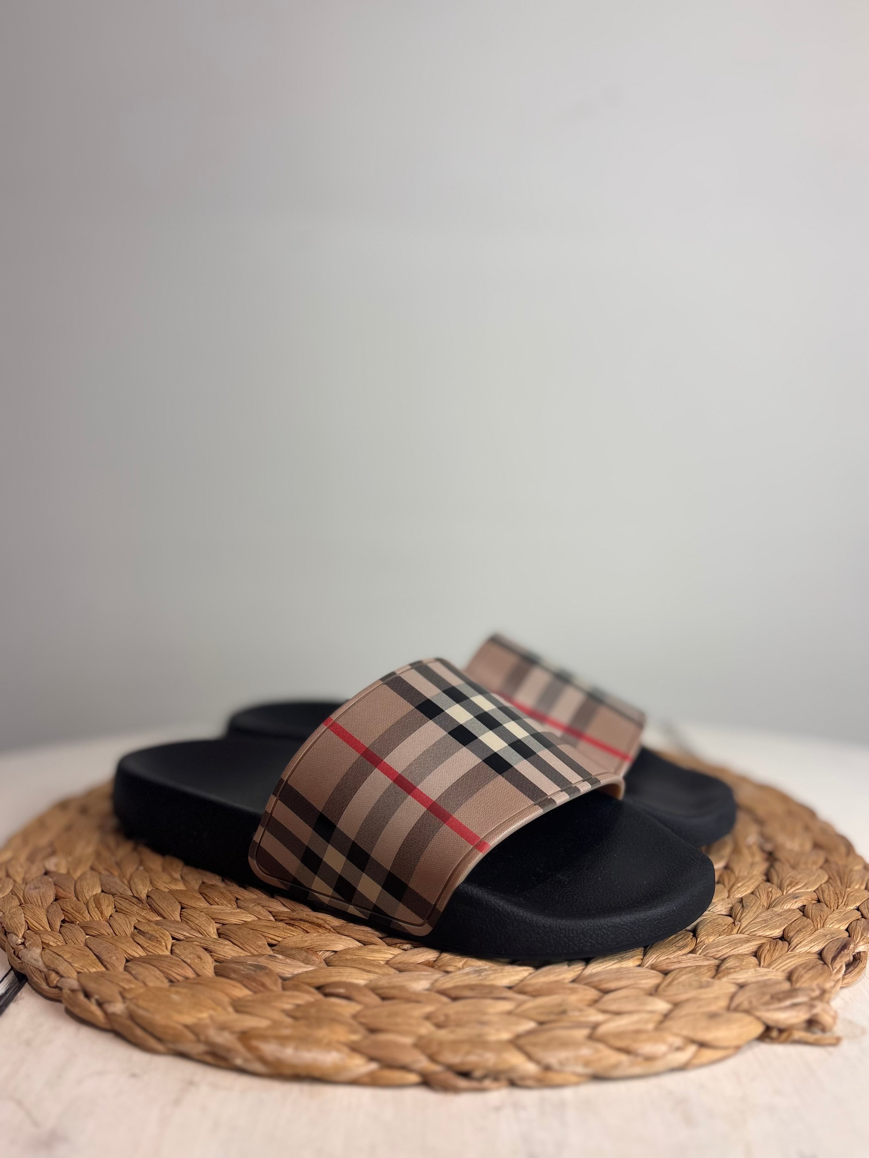 Burberry Vintage Check Furley Sliders