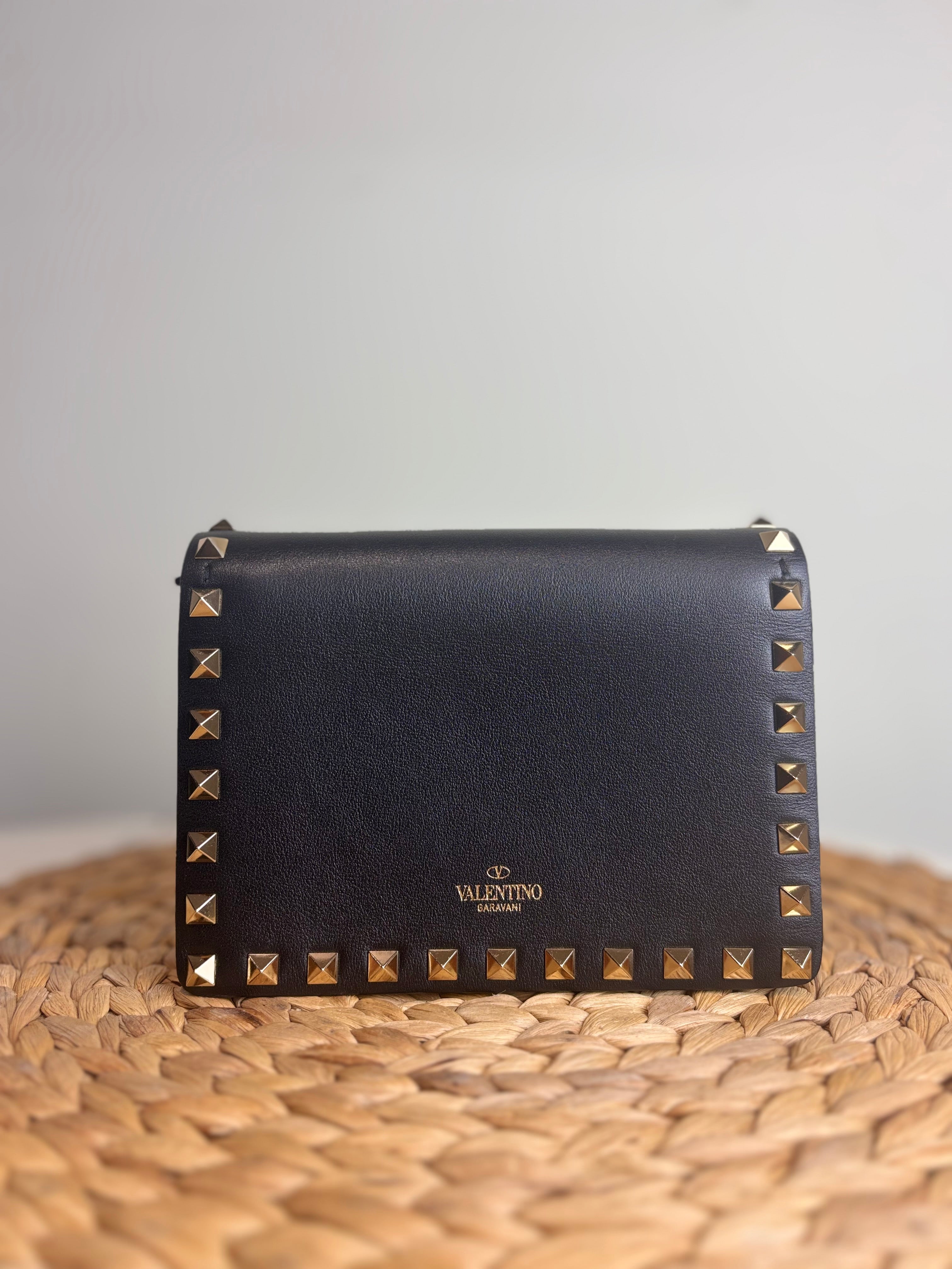 Valentino Garavani Rockstud W.O.C (BNWT)