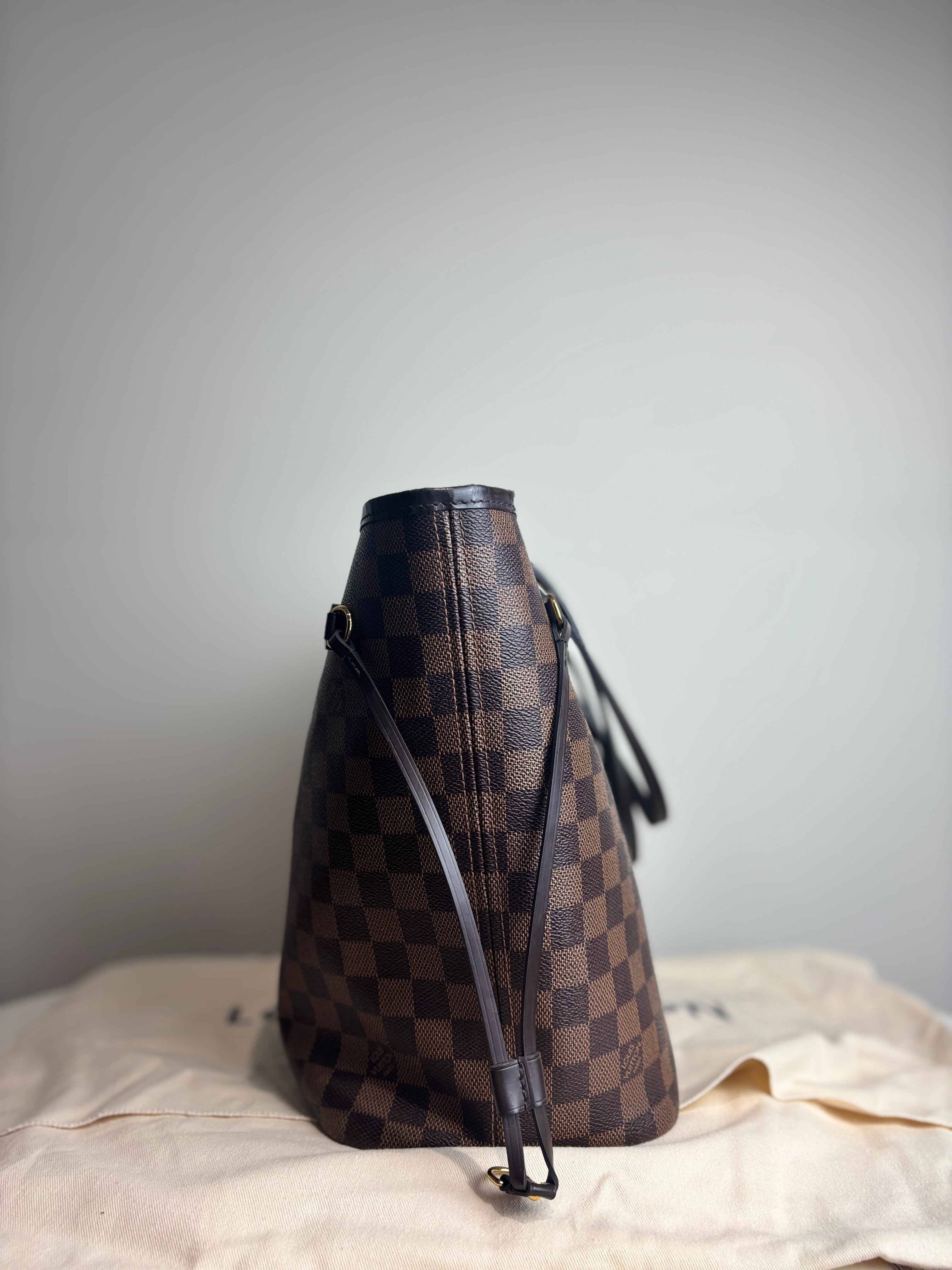 Louis Vuitton Neverfull MM Tote