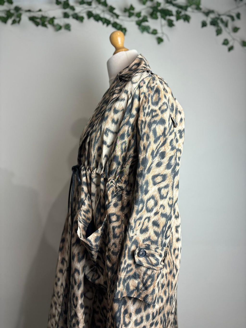 Victoria Beckham Patch Pocket Trench Coat