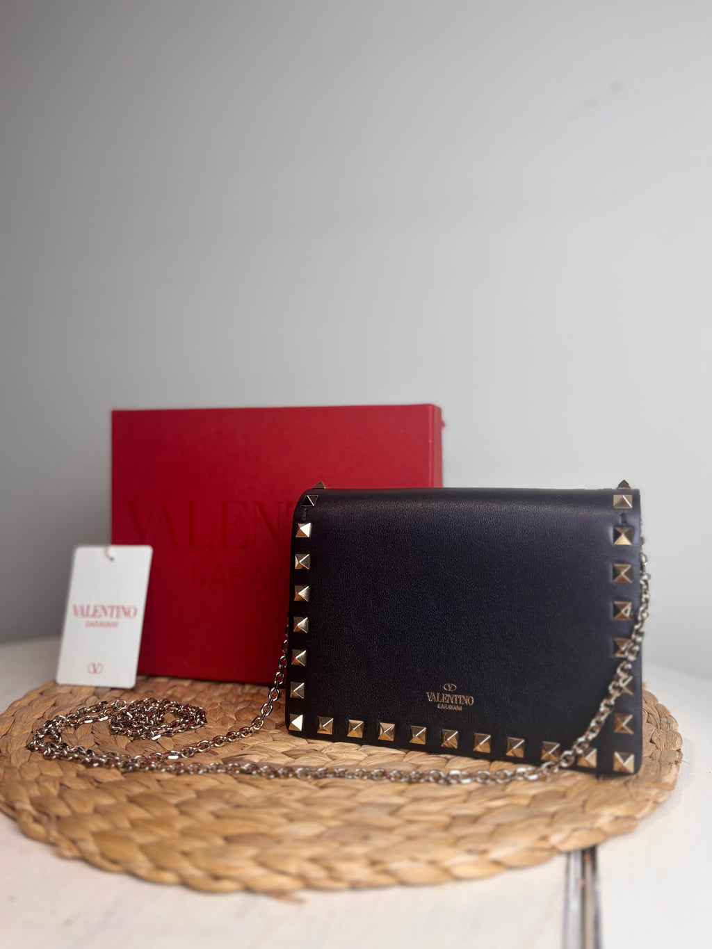 Valentino Garavani Rockstud W.O.C (BNWT)