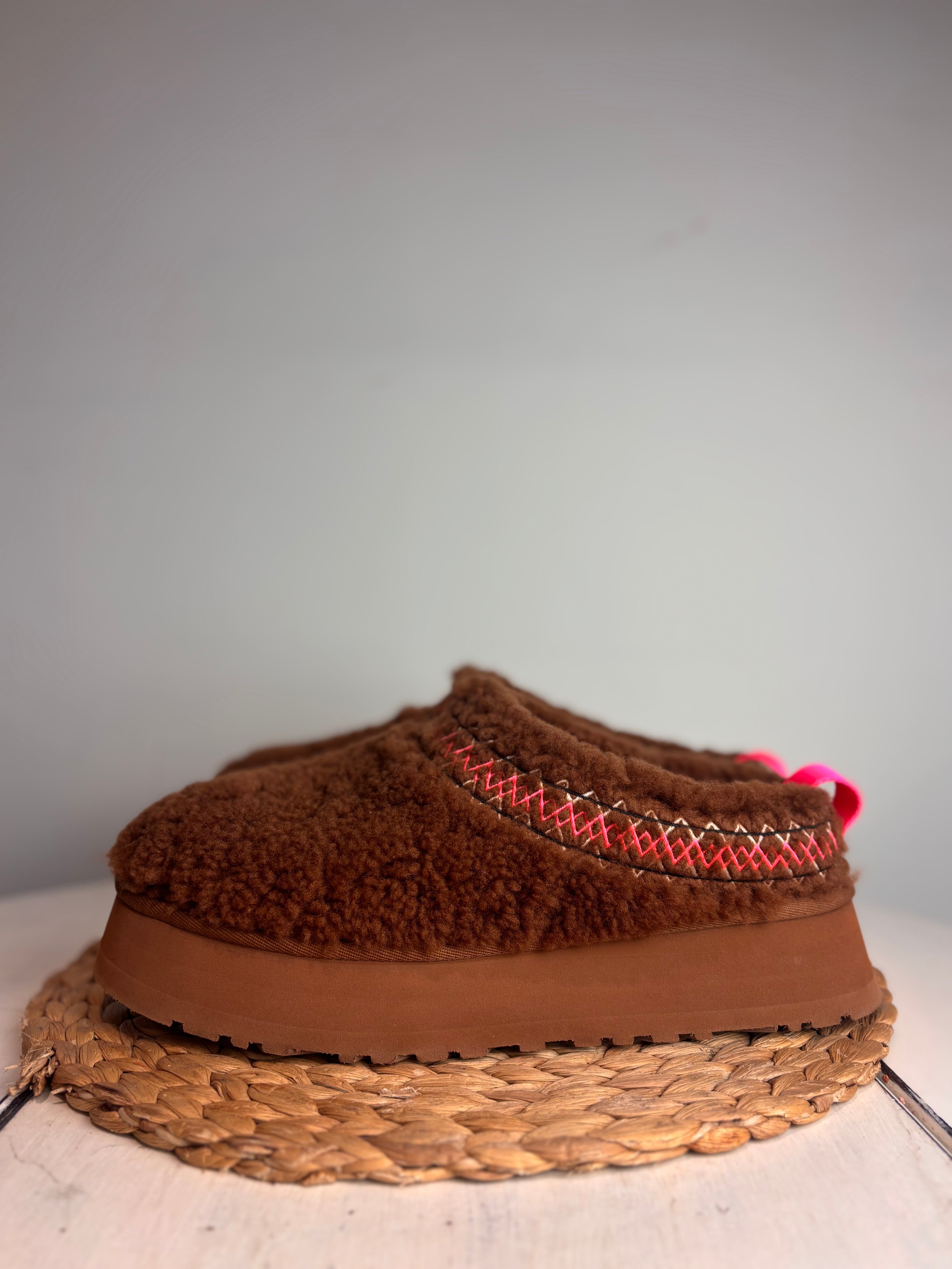 UGG Tazz Heritage Braid Slippers
