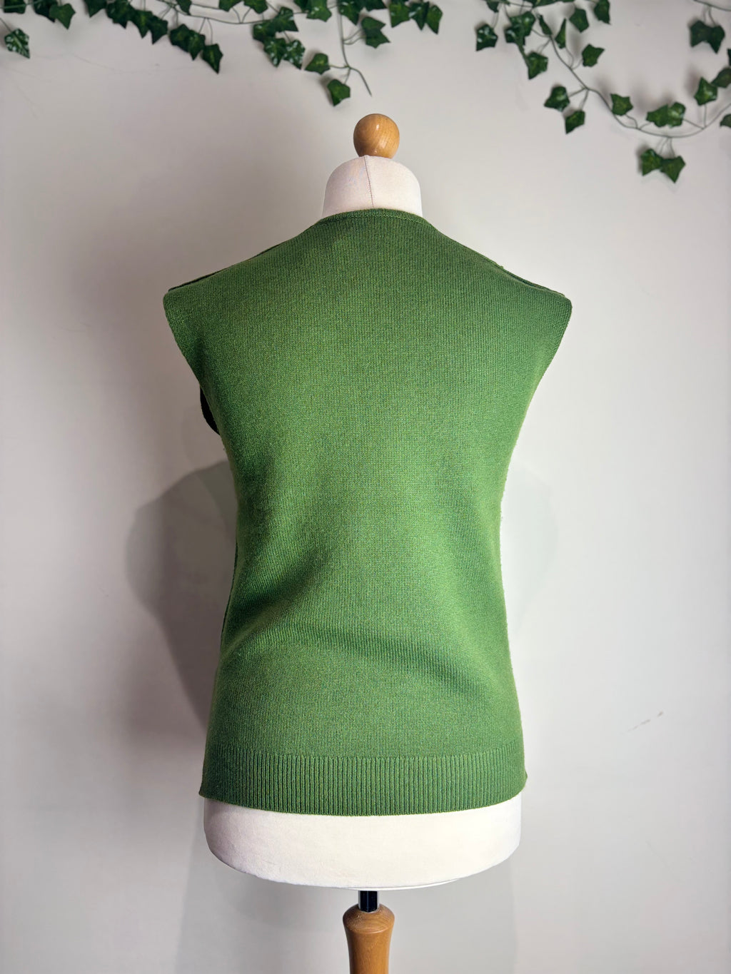 ME+EM Khaki V-Neck Wool & Cashmere Vest