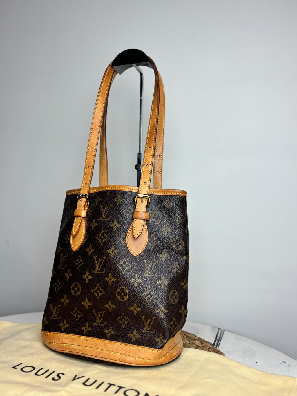 Louis Vuitton Vintage Petit 23 Bucket Bag
