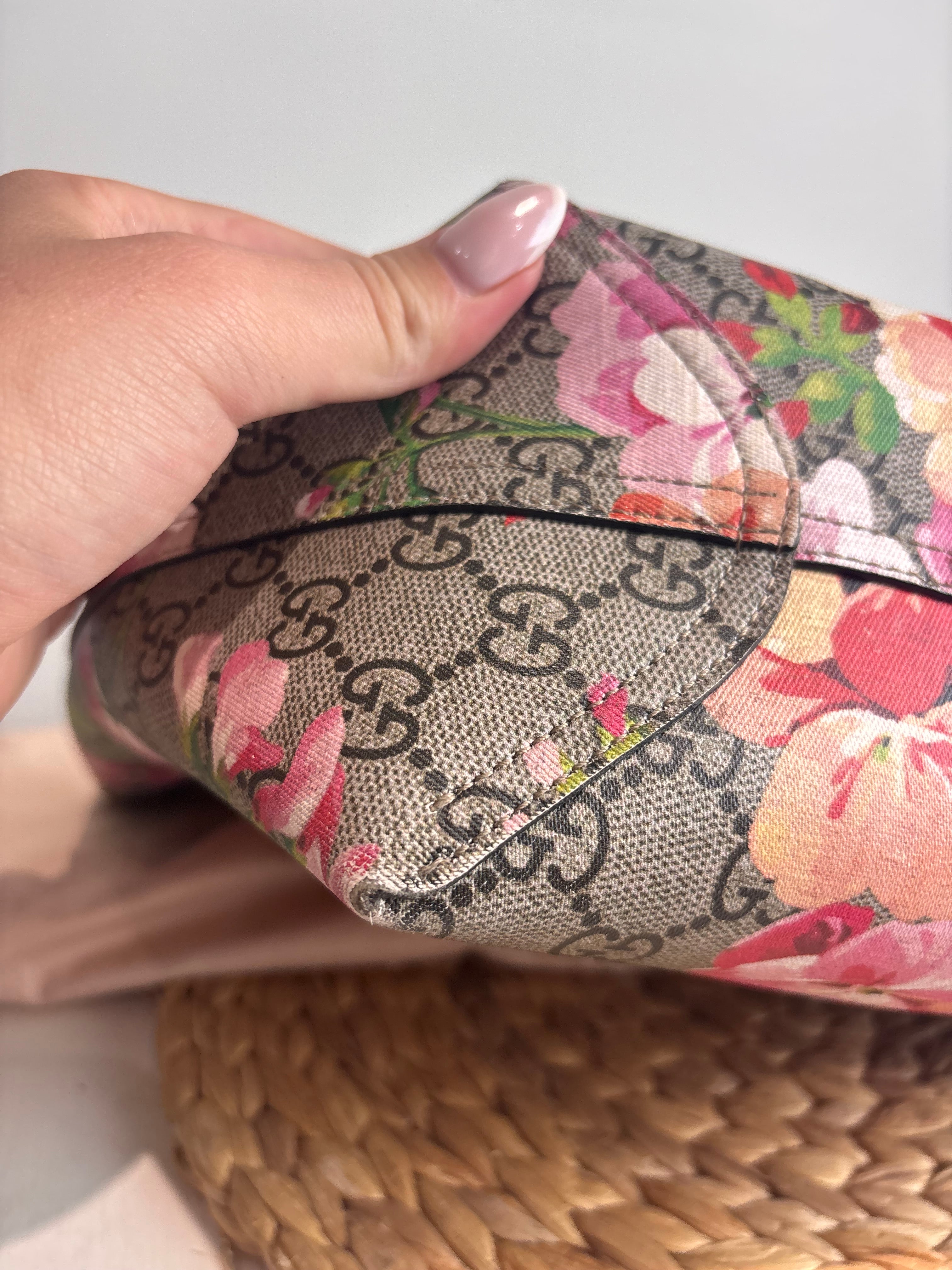 GUCCI GG Supreme Blooms Print Reversible Tote