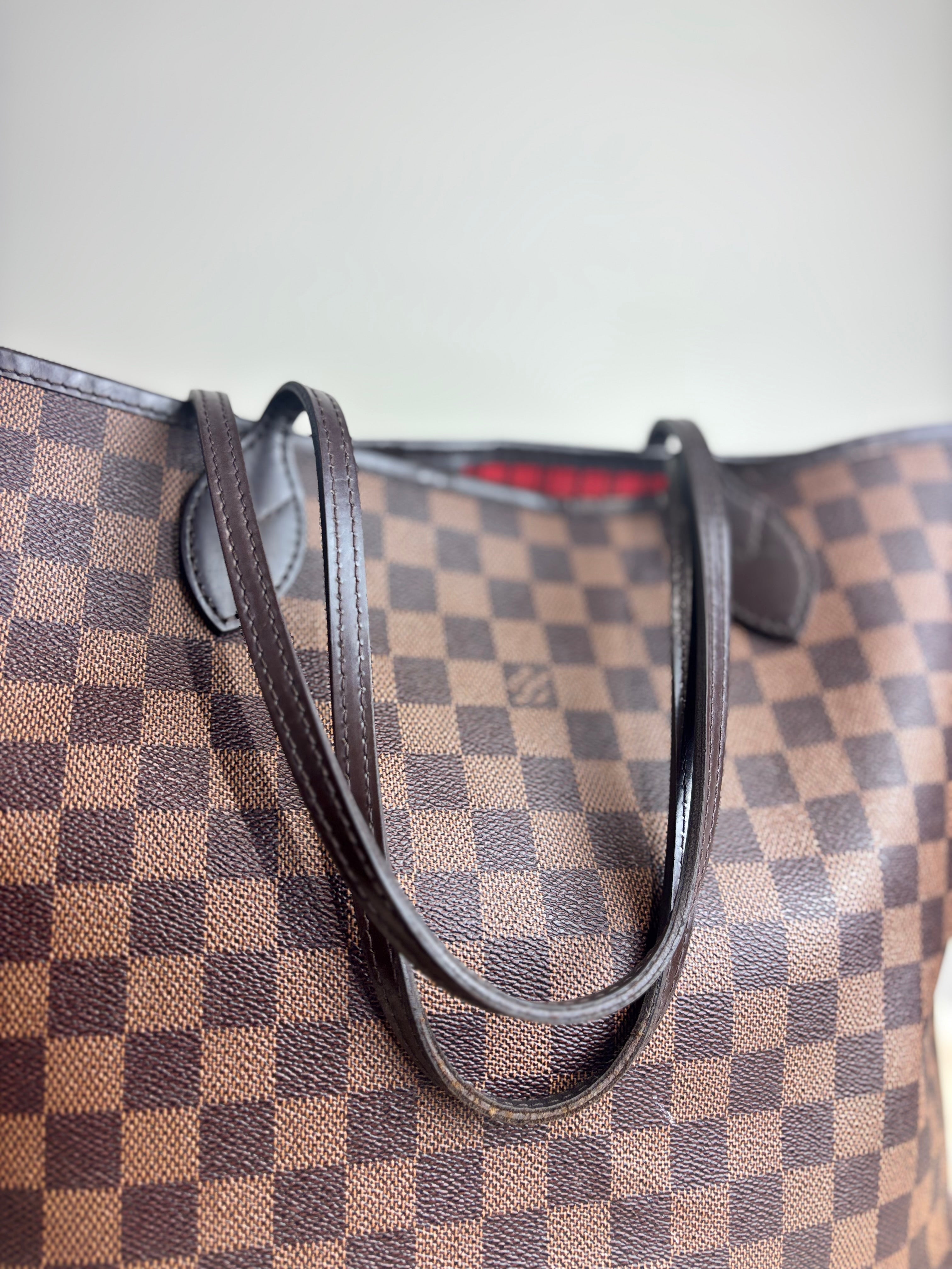 Louis Vuitton Neverfull MM Tote