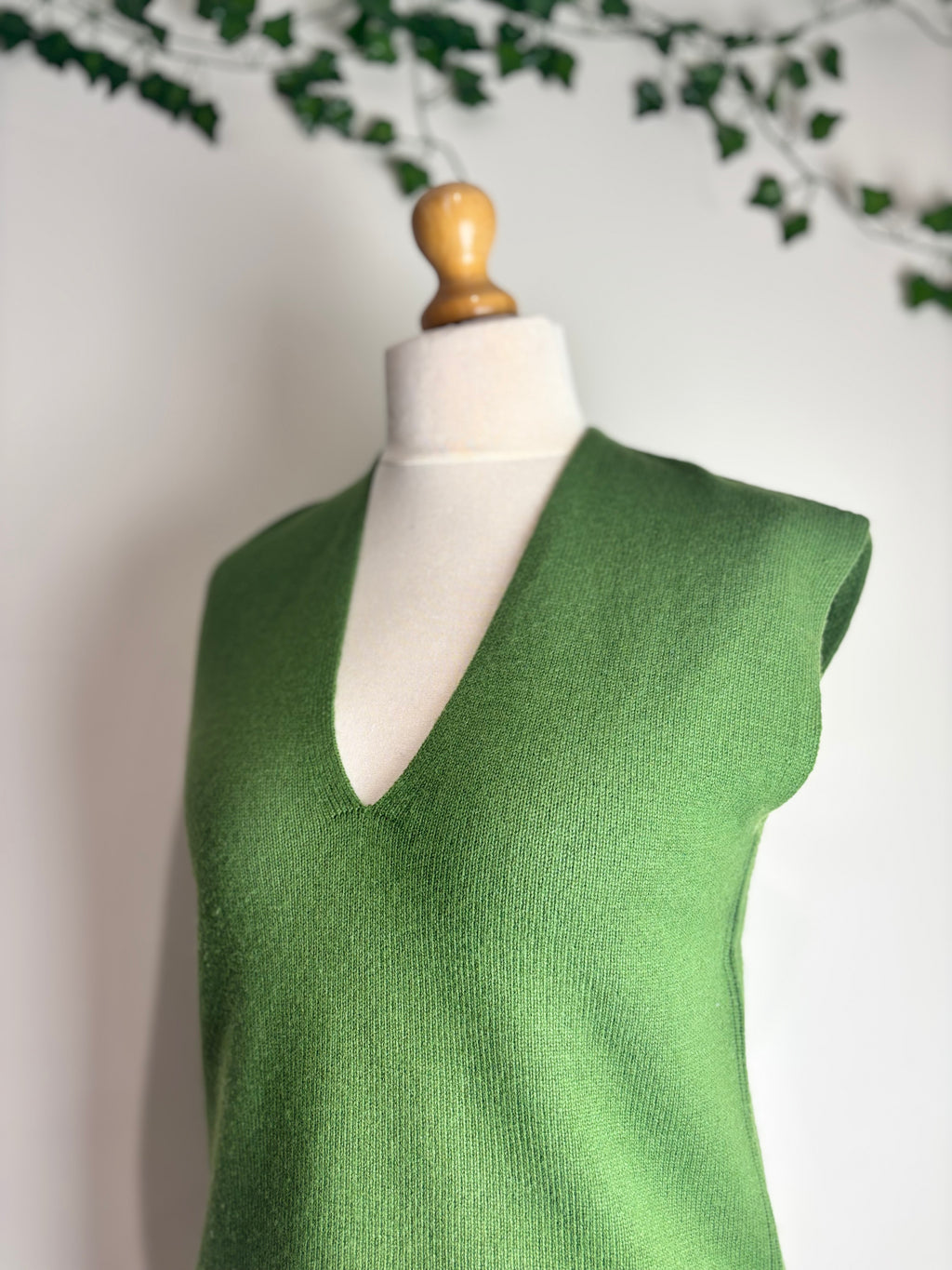 ME+EM Khaki V-Neck Wool & Cashmere Vest