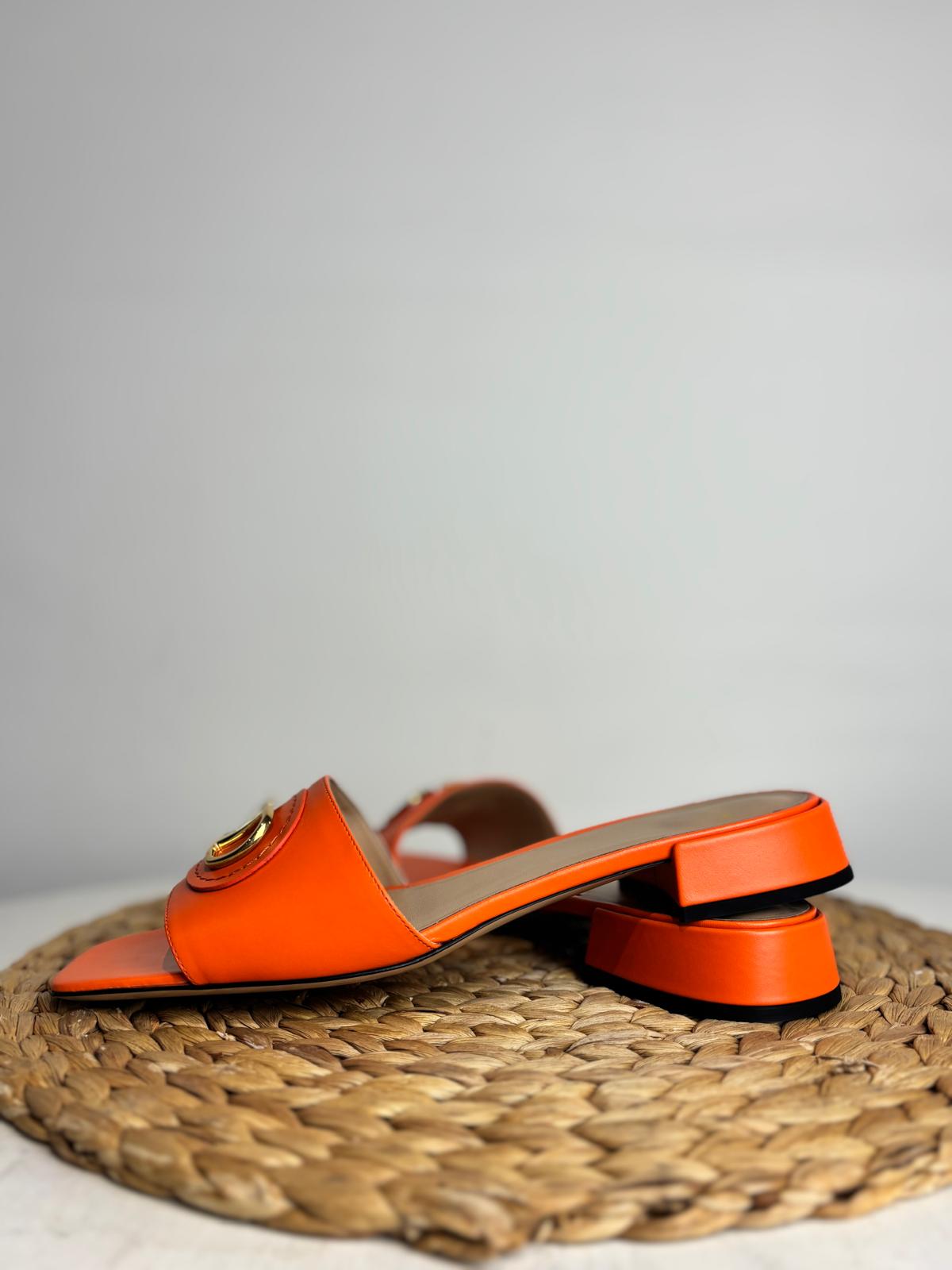 Valentino Garavani VLogo Signature Slides