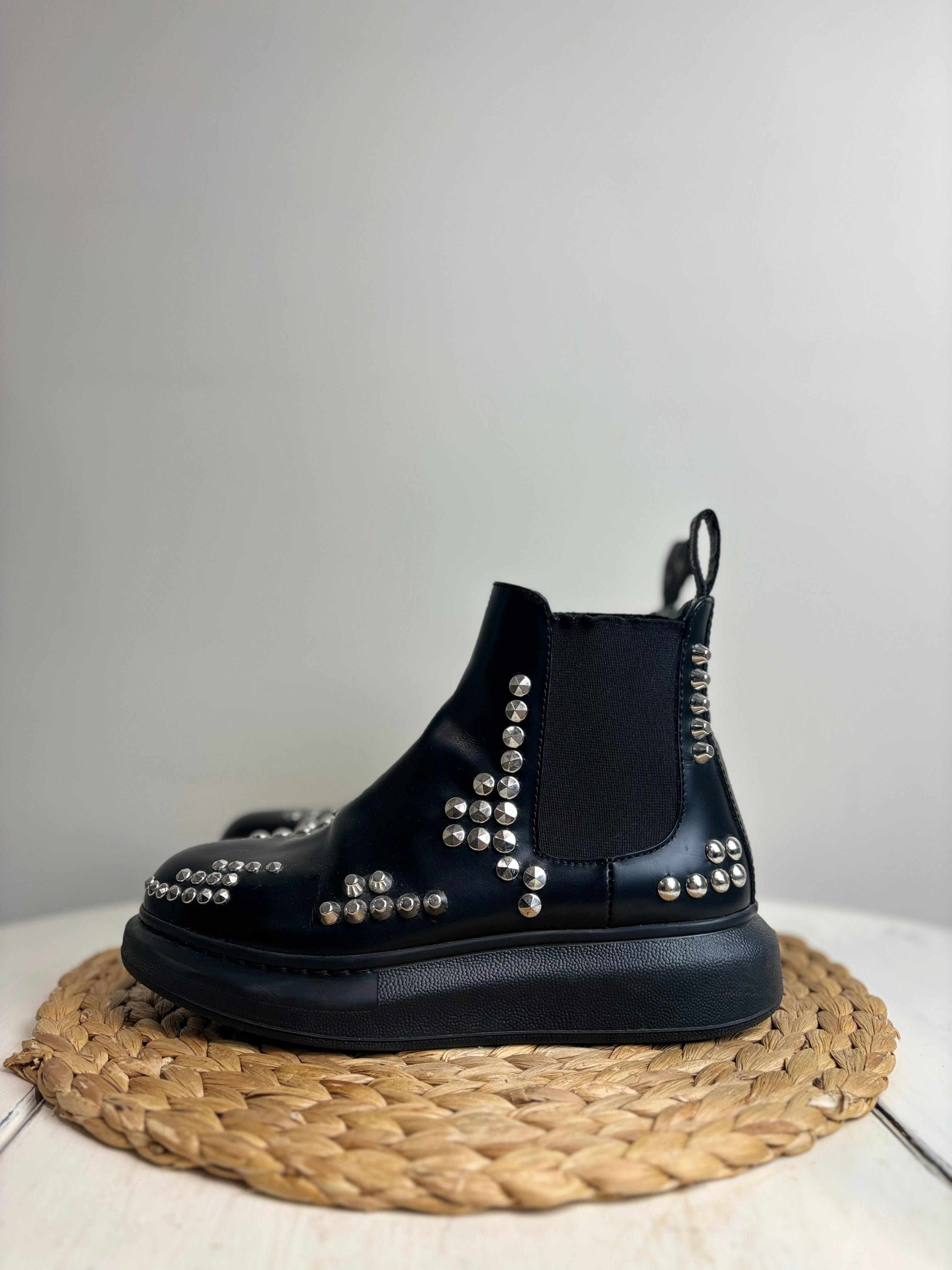 Alexander McQueen Studded Chelsea Boots
